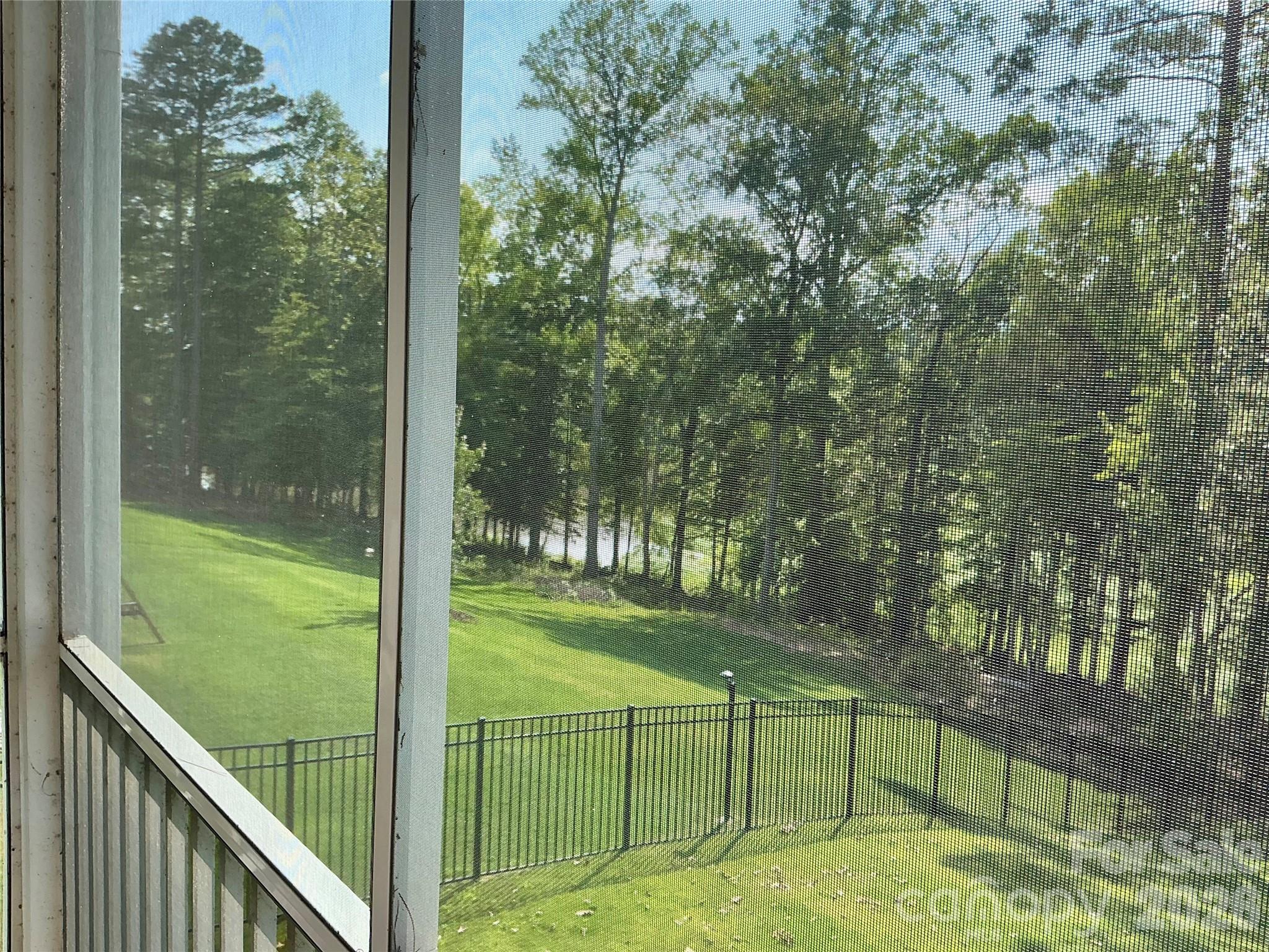 199 Hamptons Cove Road — Troutman