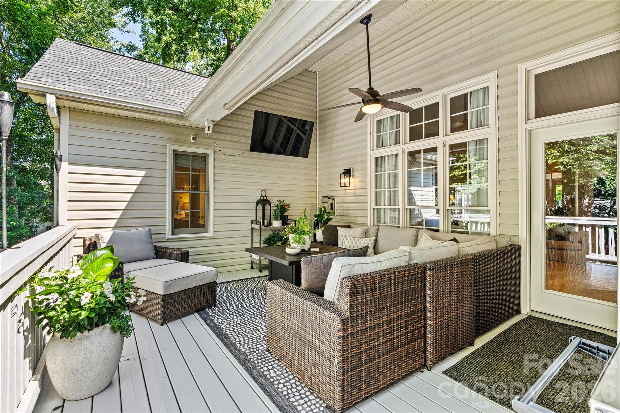 17441 Cambridge Grove Drive — Huntersville