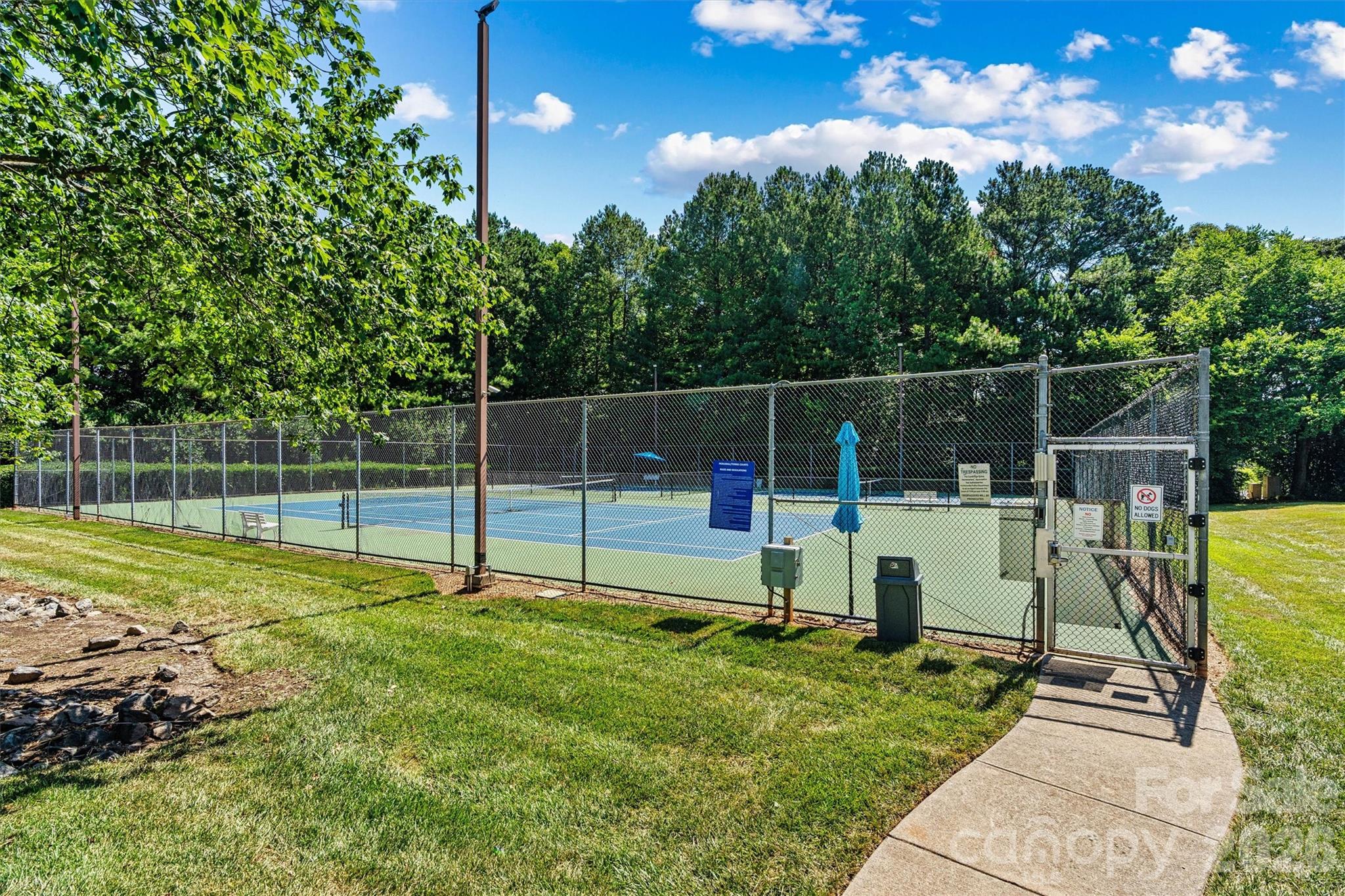 17441 Cambridge Grove Drive — Huntersville