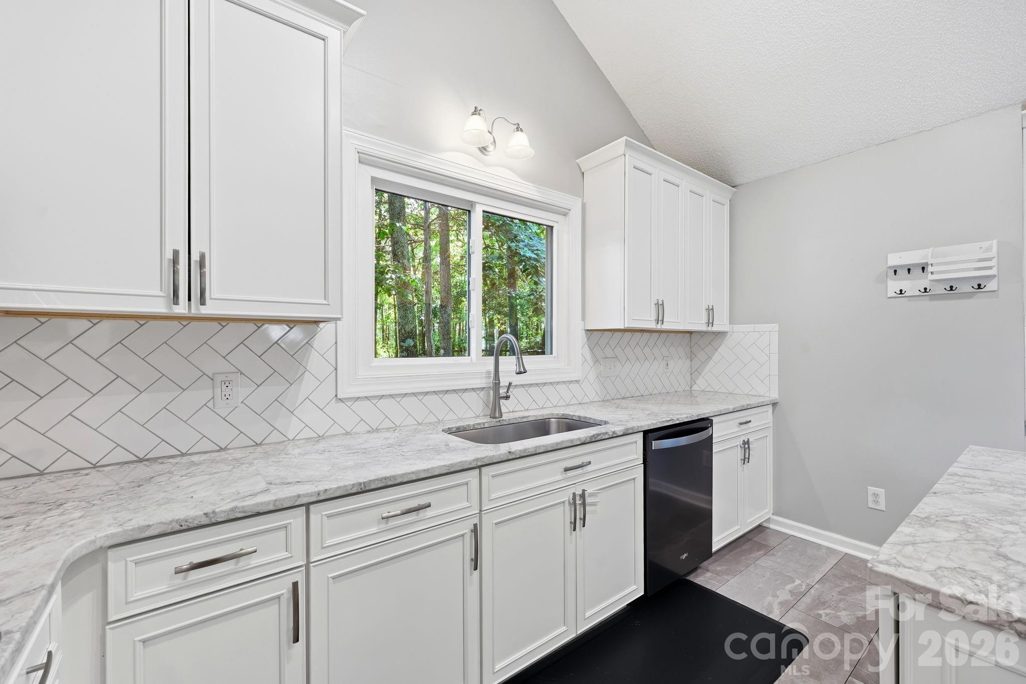 3970 Tenneyson Court NW — Concord