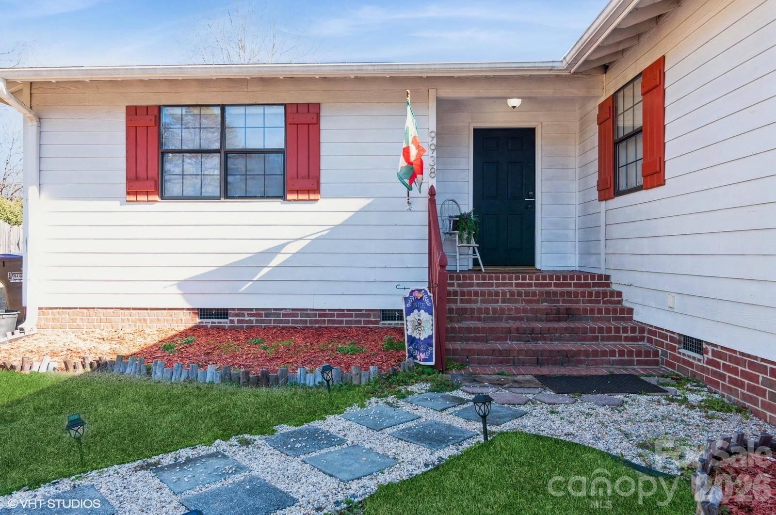 9938 Sandra Lane — Fort Mill