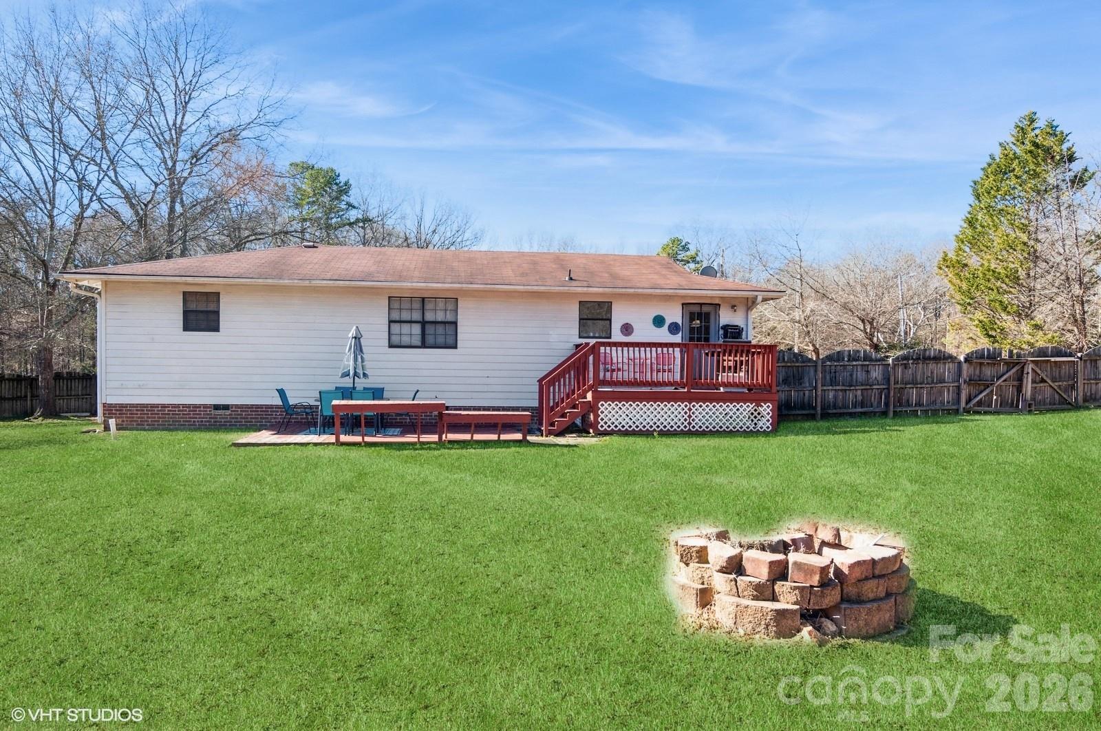 9938 Sandra Lane — Fort Mill