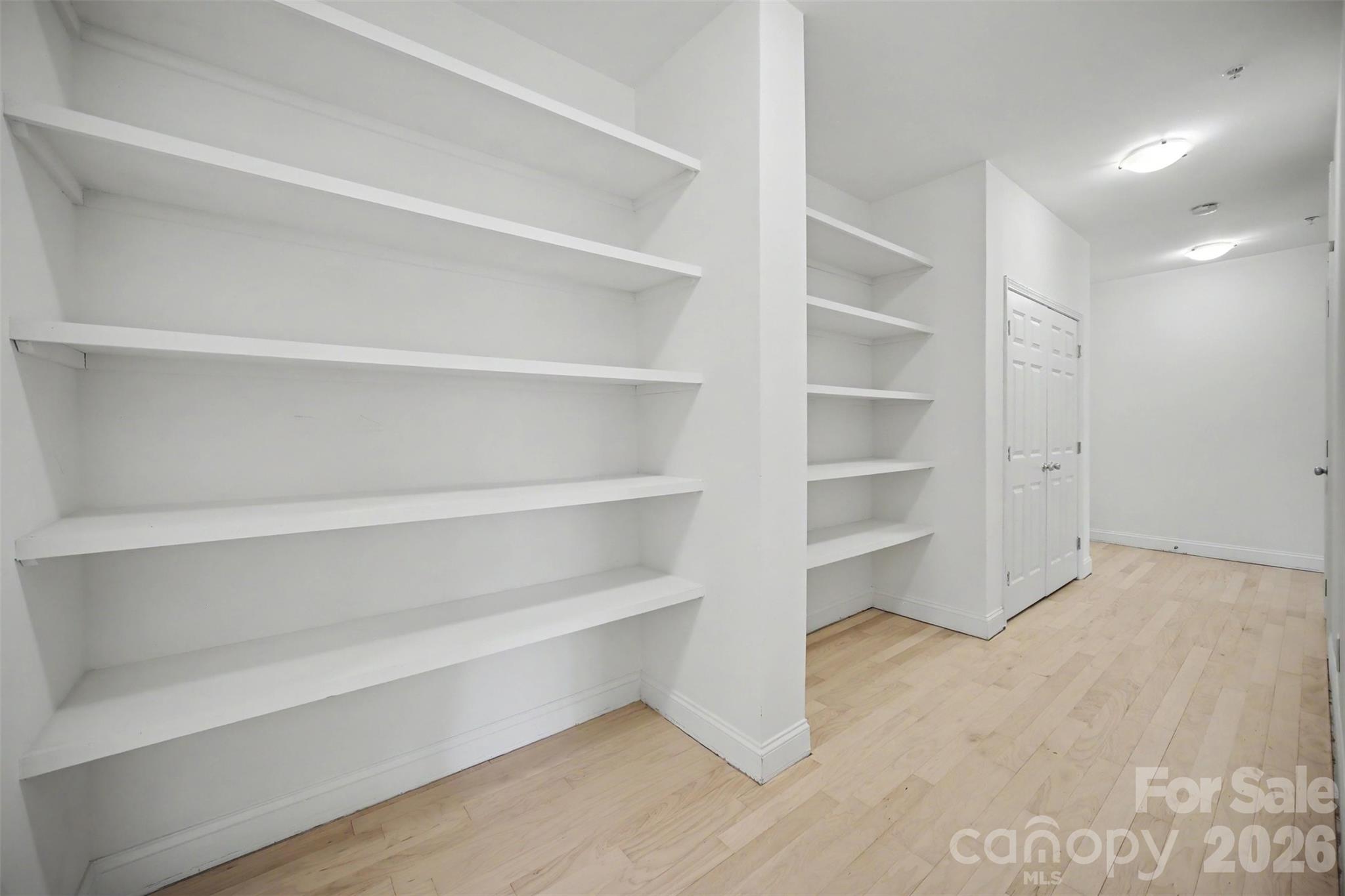 1000 E Woodlawn Road #415 — Charlotte