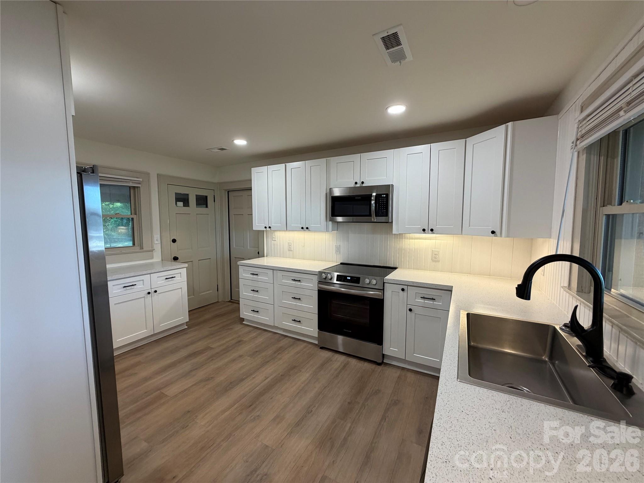 3649 Taylorsville Highway — Statesville