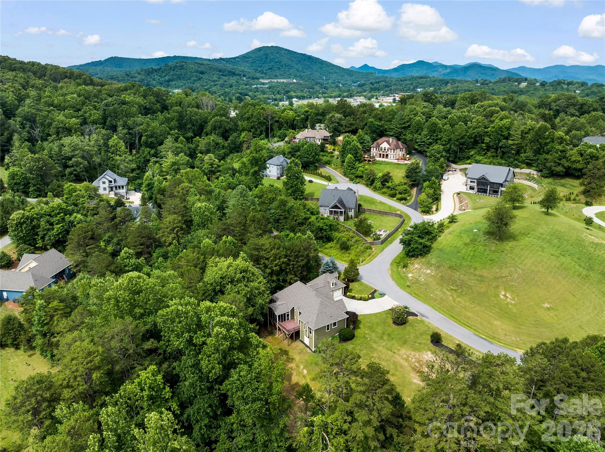 36 Magnolia Farms Drive — Asheville