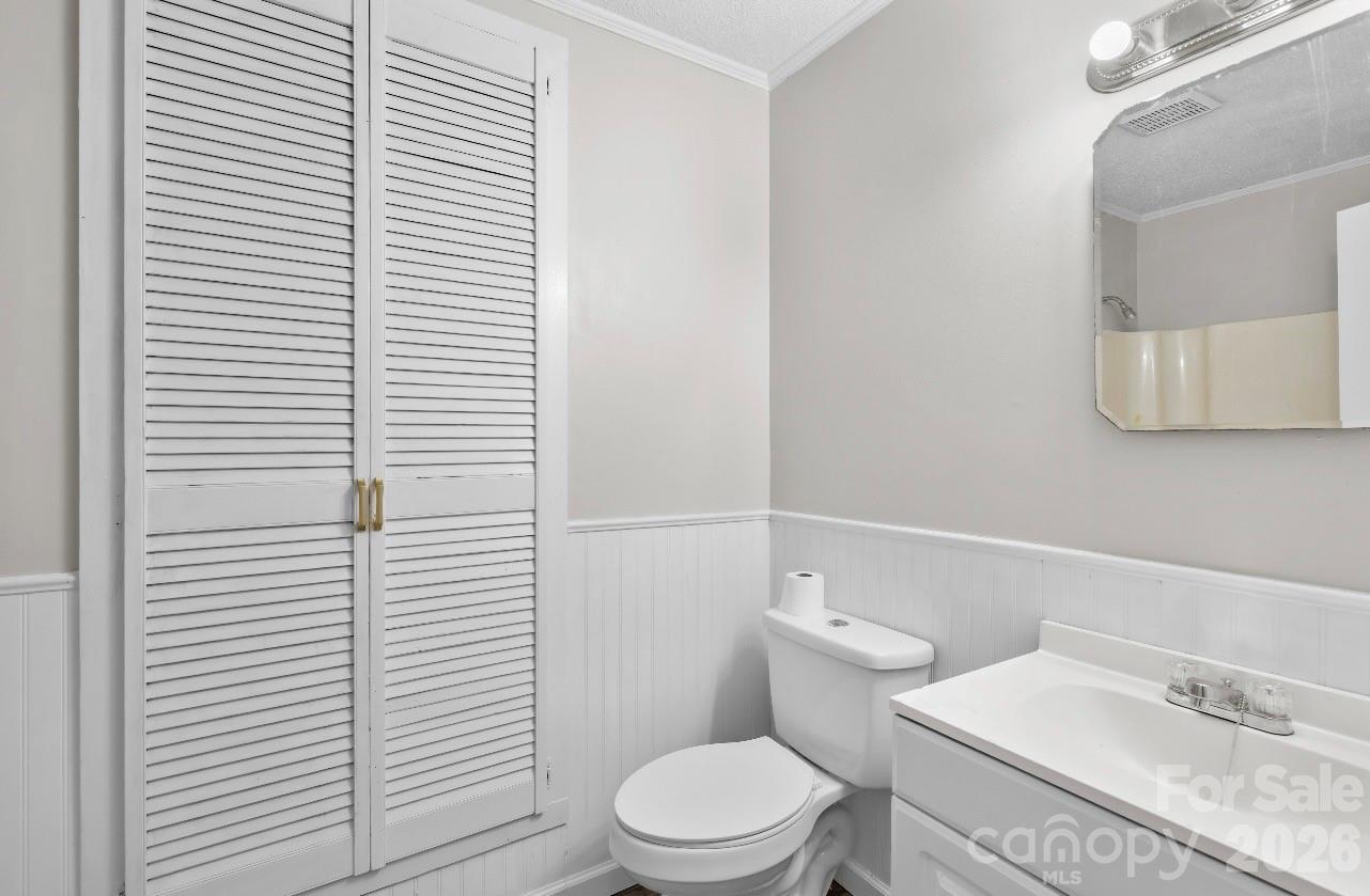 1812 Alpine Drive — Kings Mountain