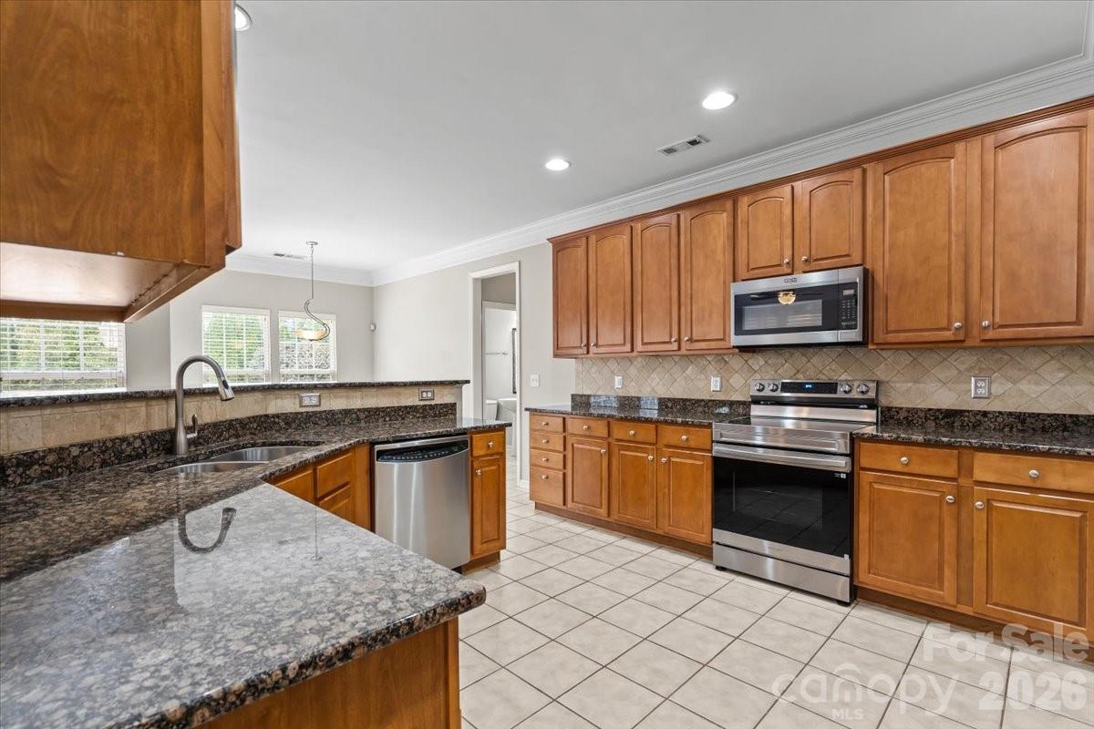 3934 Conner Glenn Drive — Huntersville