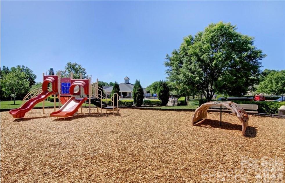 3934 Conner Glenn Drive — Huntersville