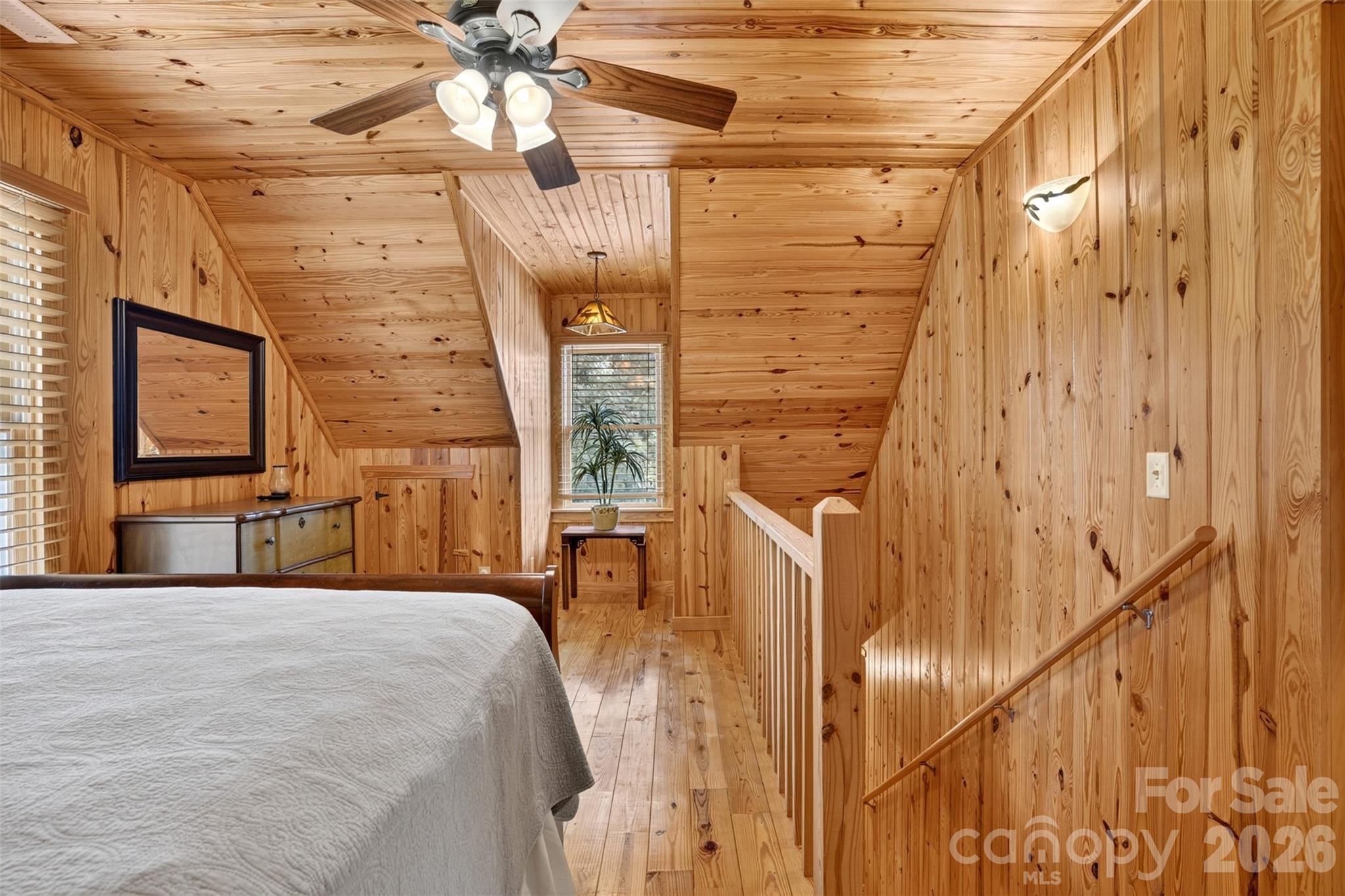 108 Beach Drive — New London