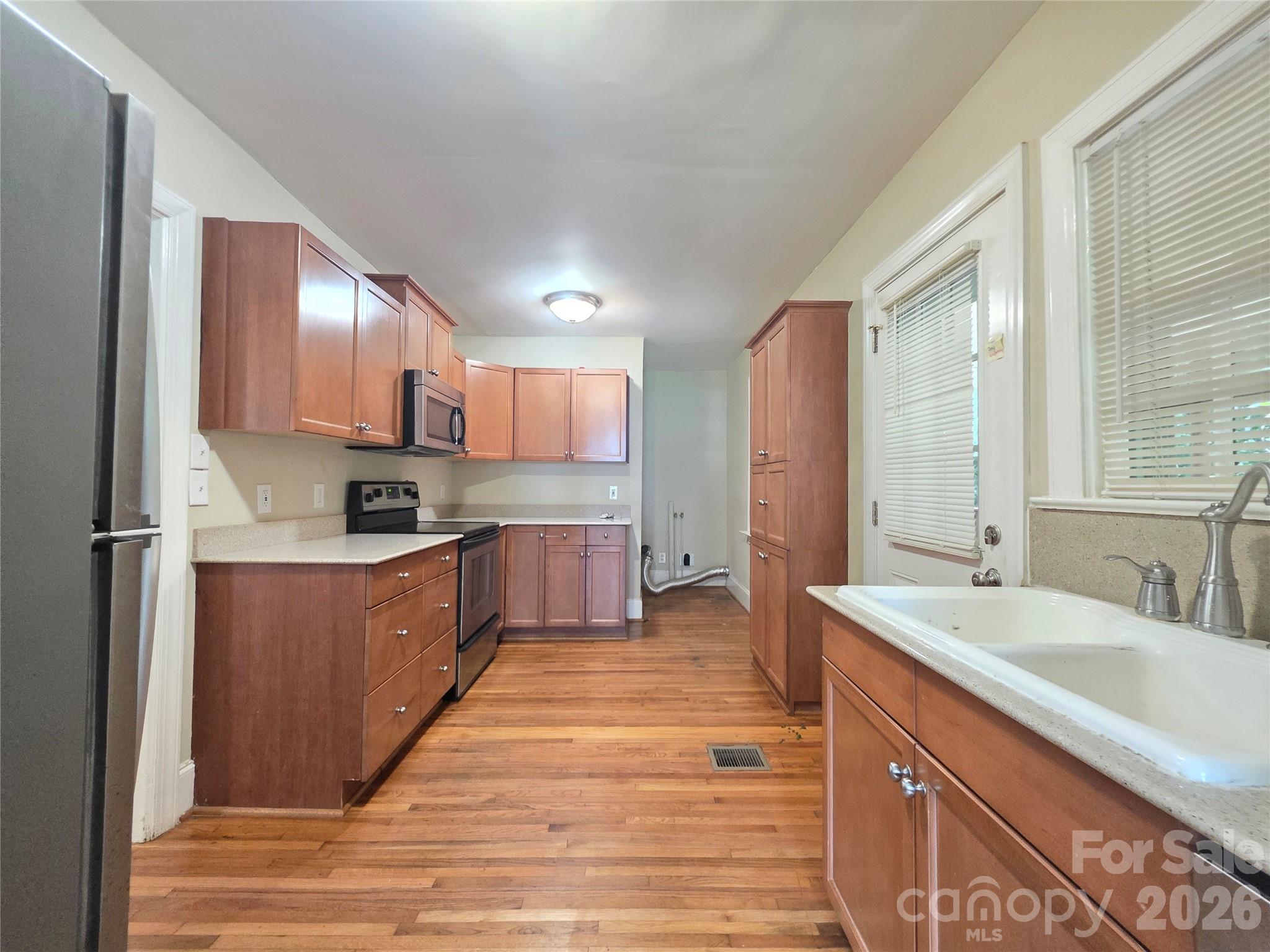 614 Marsh Road — Charlotte