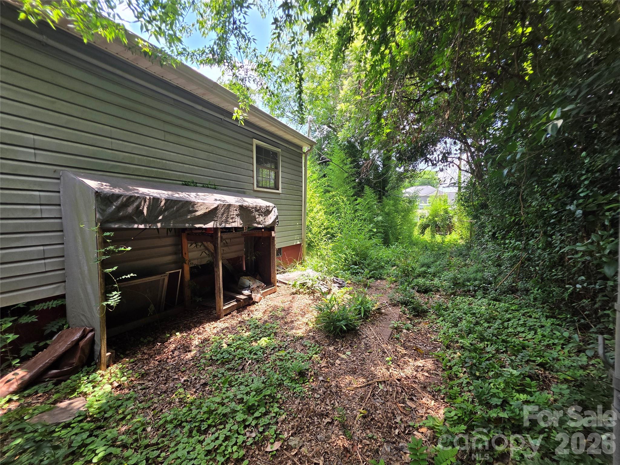 614 Marsh Road — Charlotte