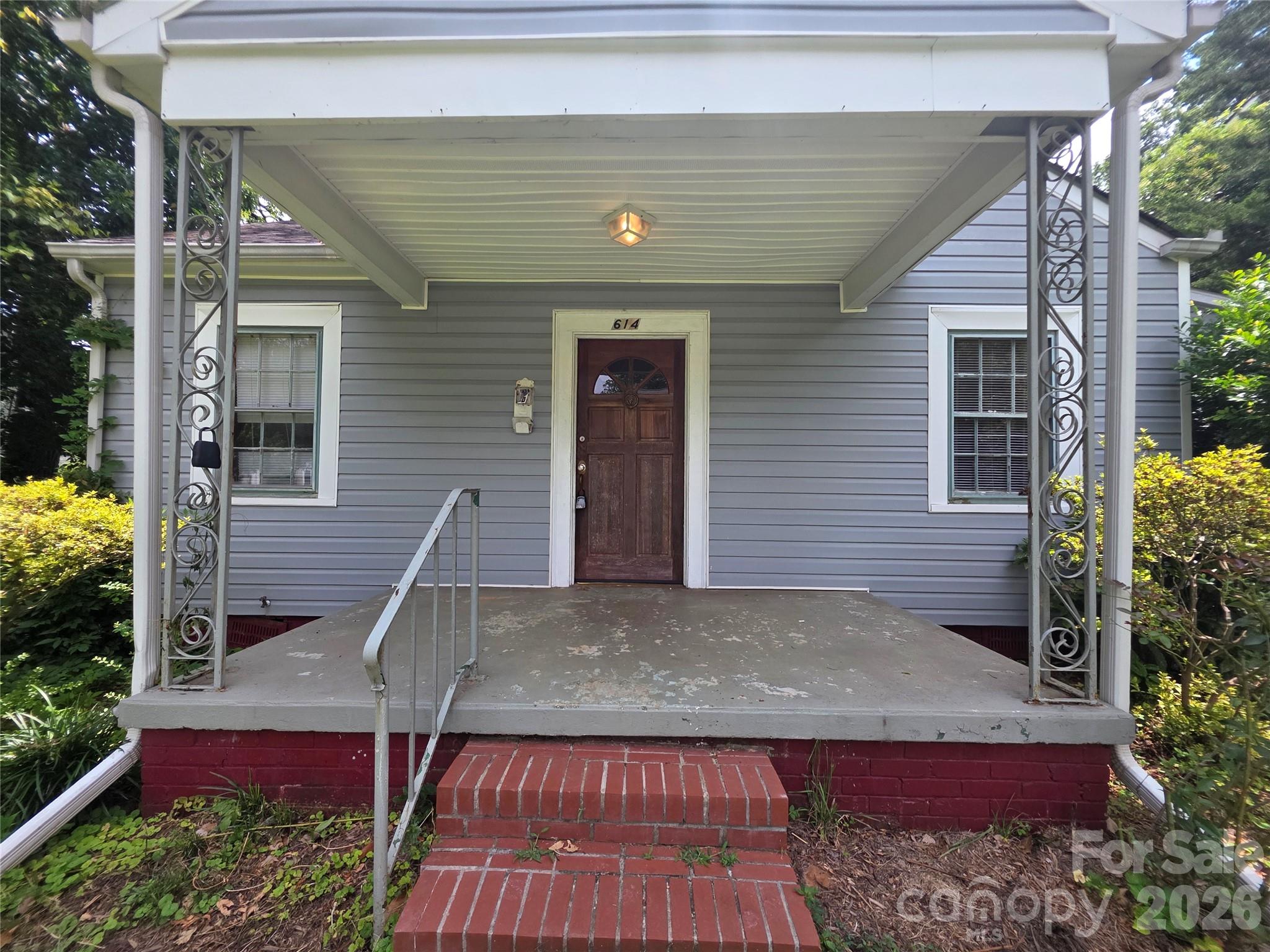 614 Marsh Road — Charlotte