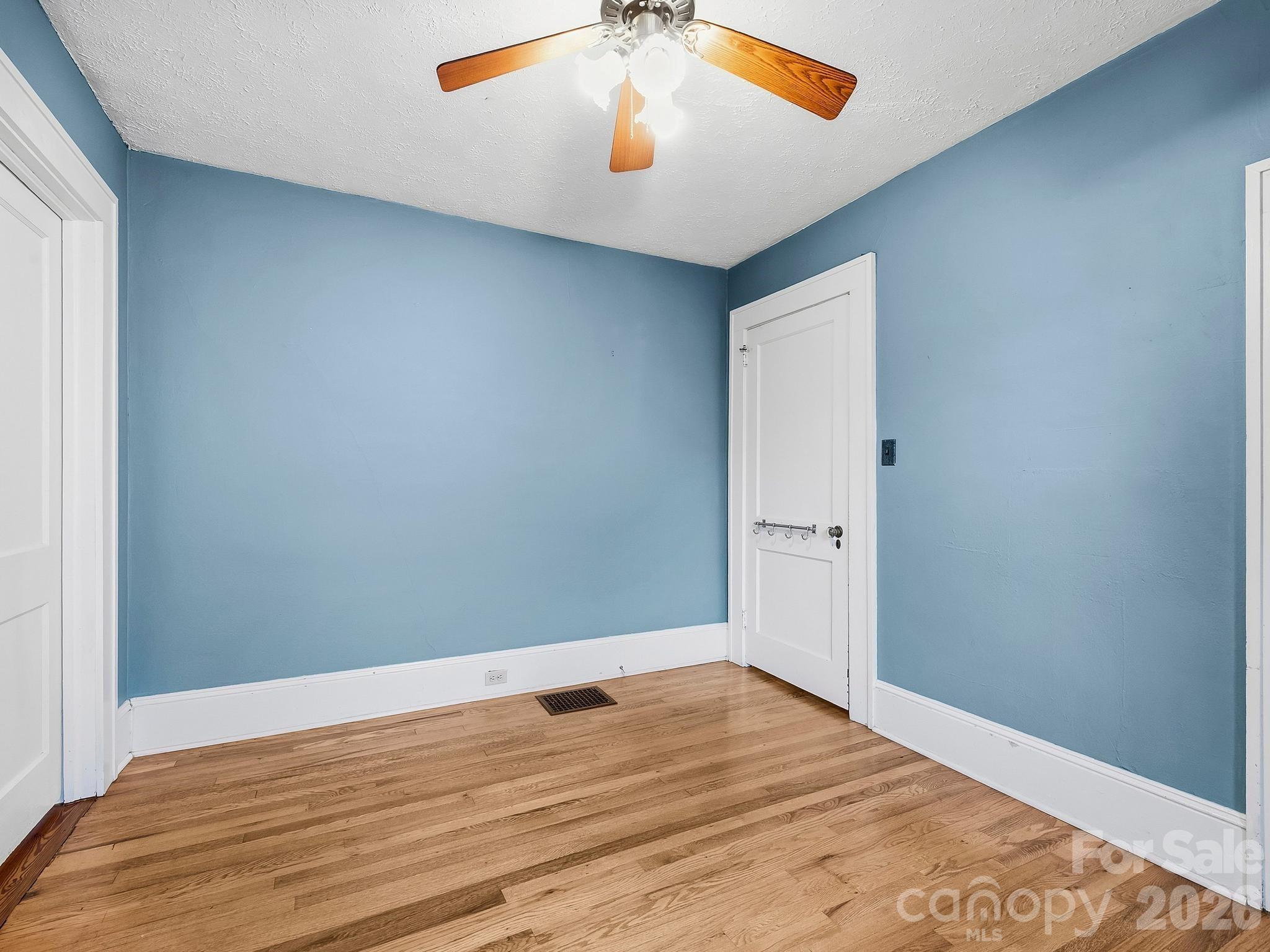 45 Fairfax Avenue — Asheville