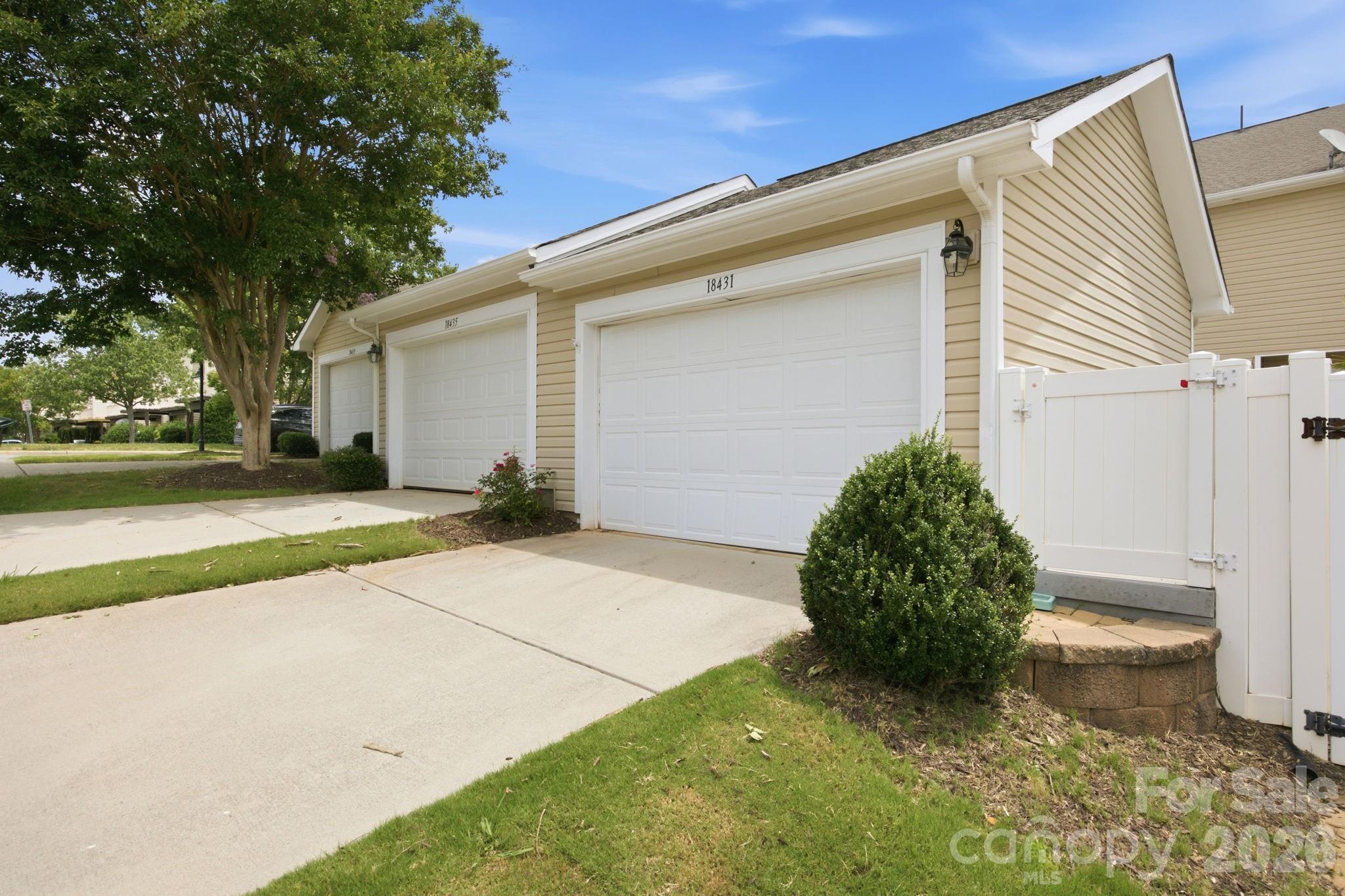 18431 The Commons Boulevard — Cornelius
