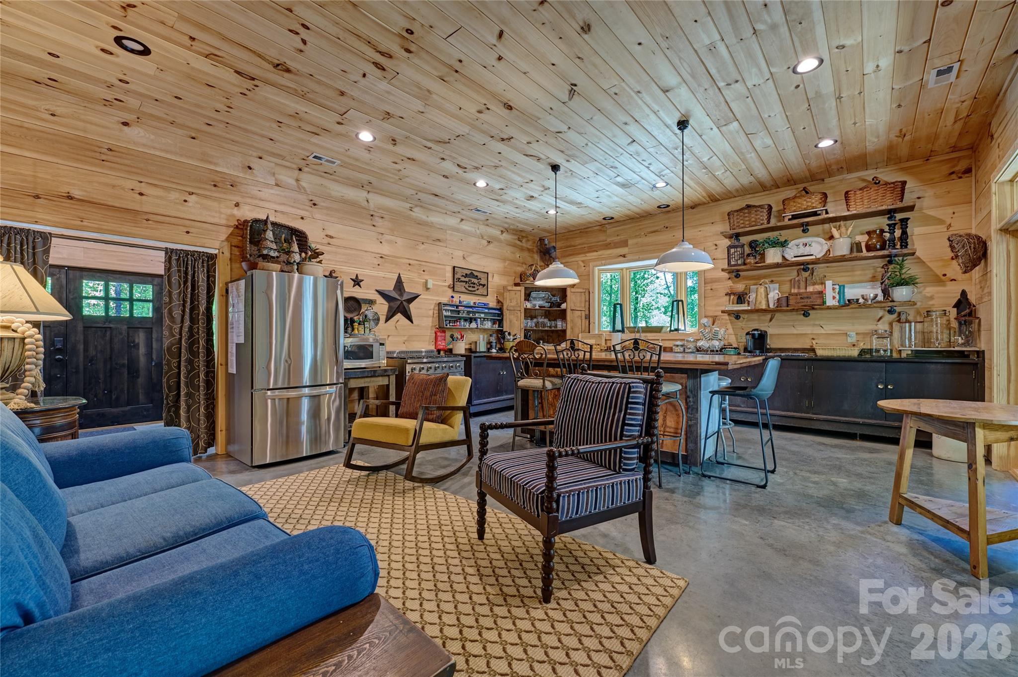 4017 Canada Road — Tuckasegee