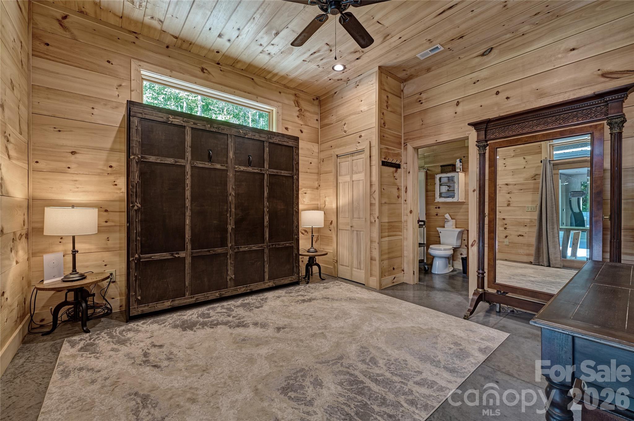 4017 Canada Road — Tuckasegee