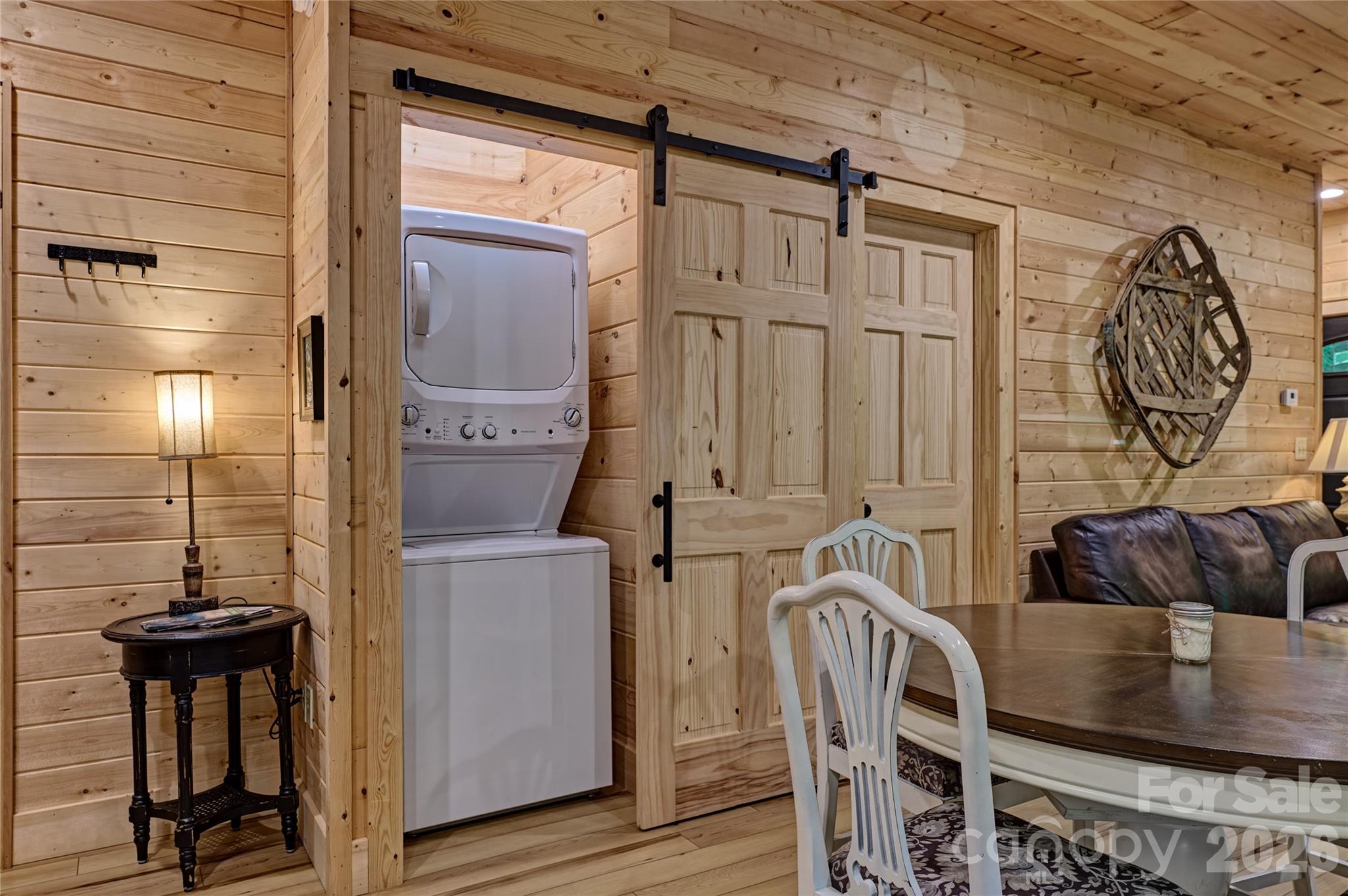 4017 Canada Road — Tuckasegee