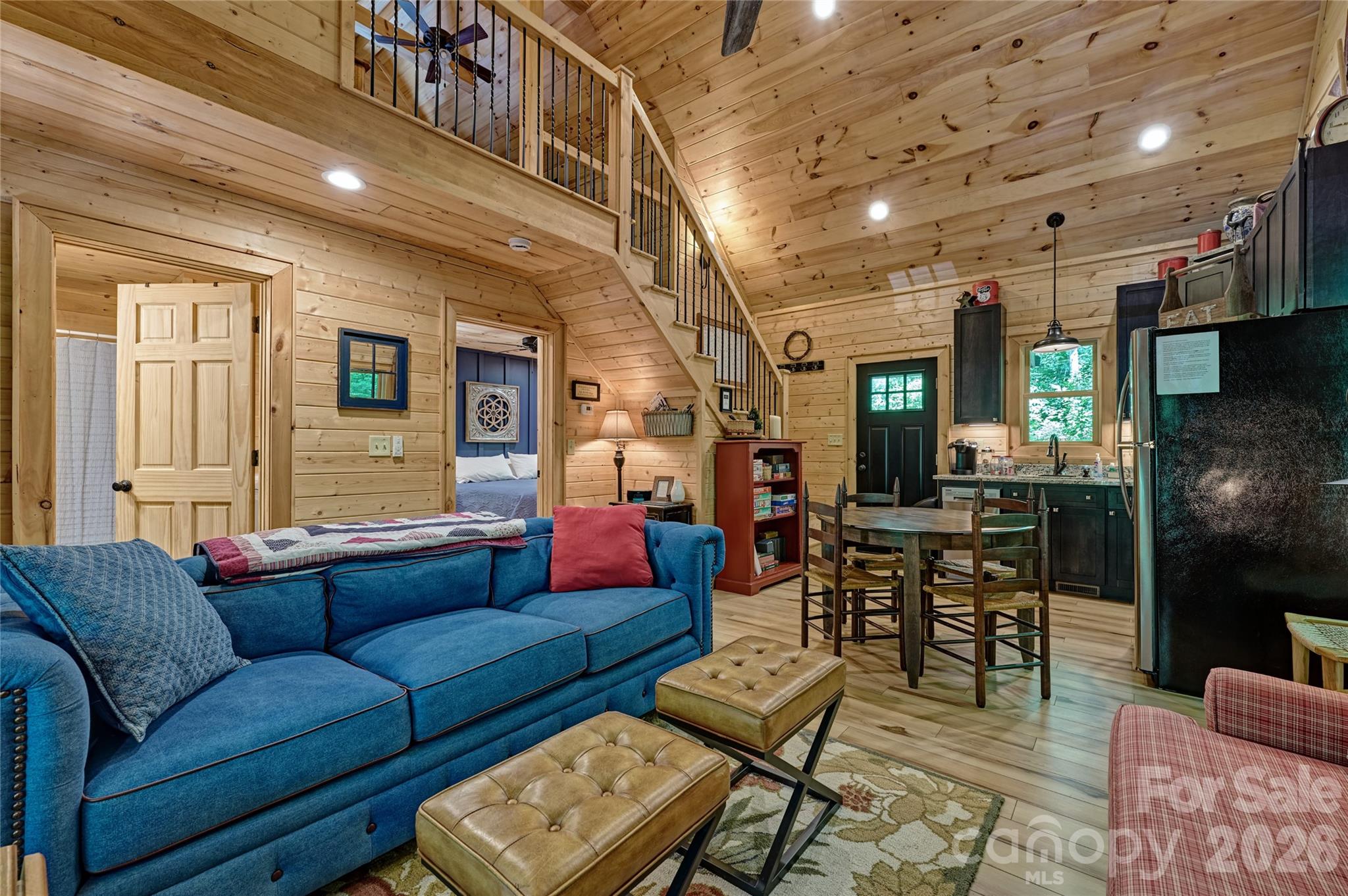 4017 Canada Road — Tuckasegee