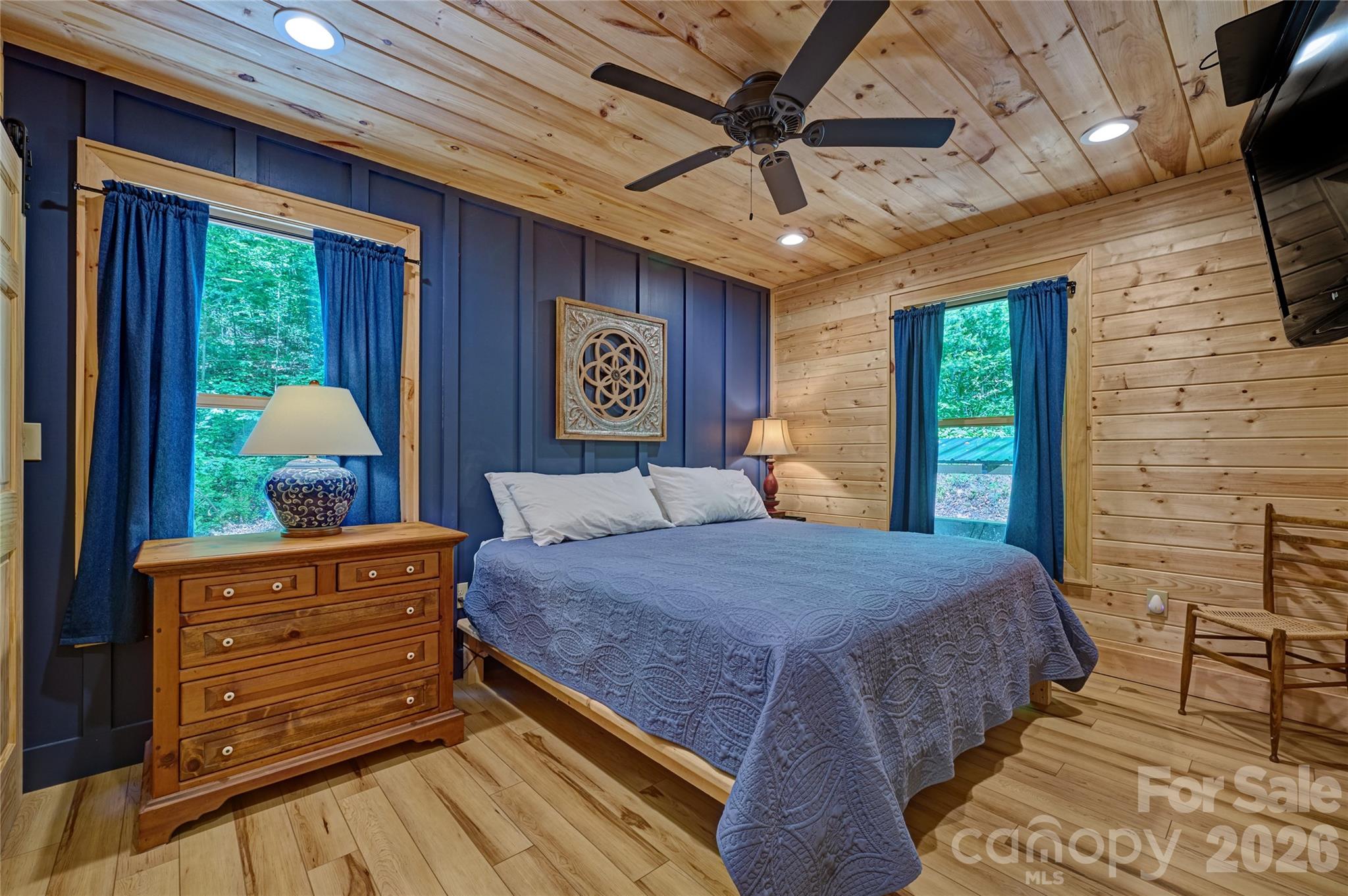 4017 Canada Road — Tuckasegee