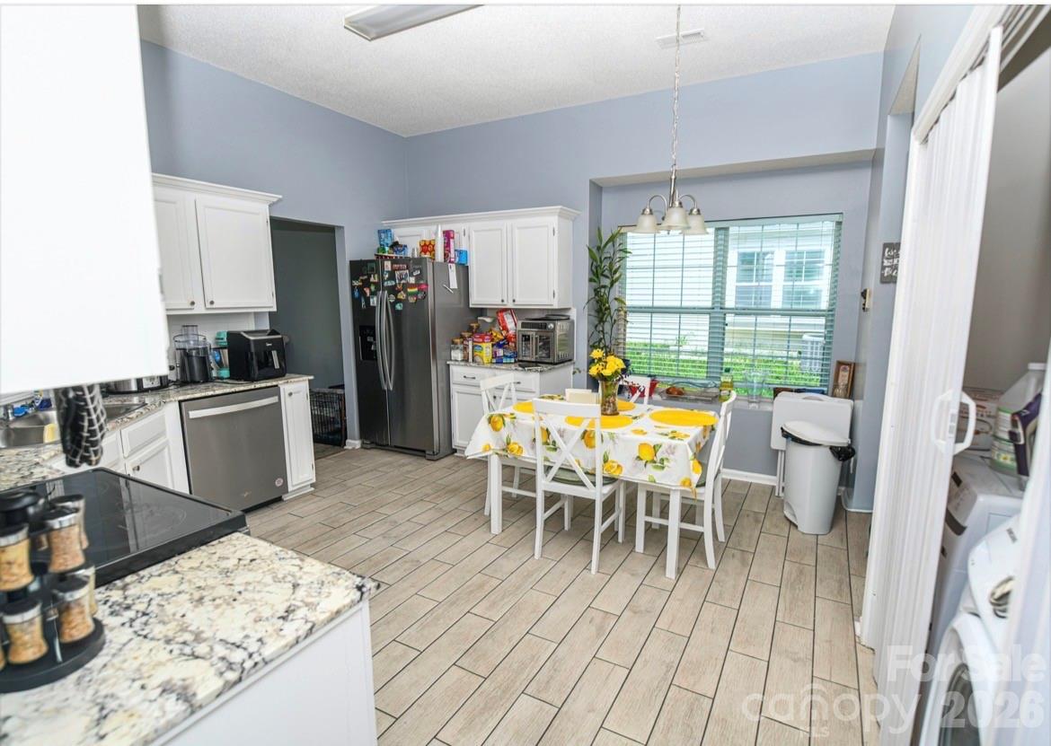 10132 Ashley Farm Drive — Matthews