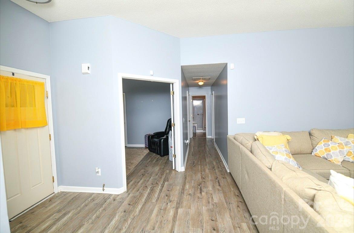 10132 Ashley Farm Drive — Matthews