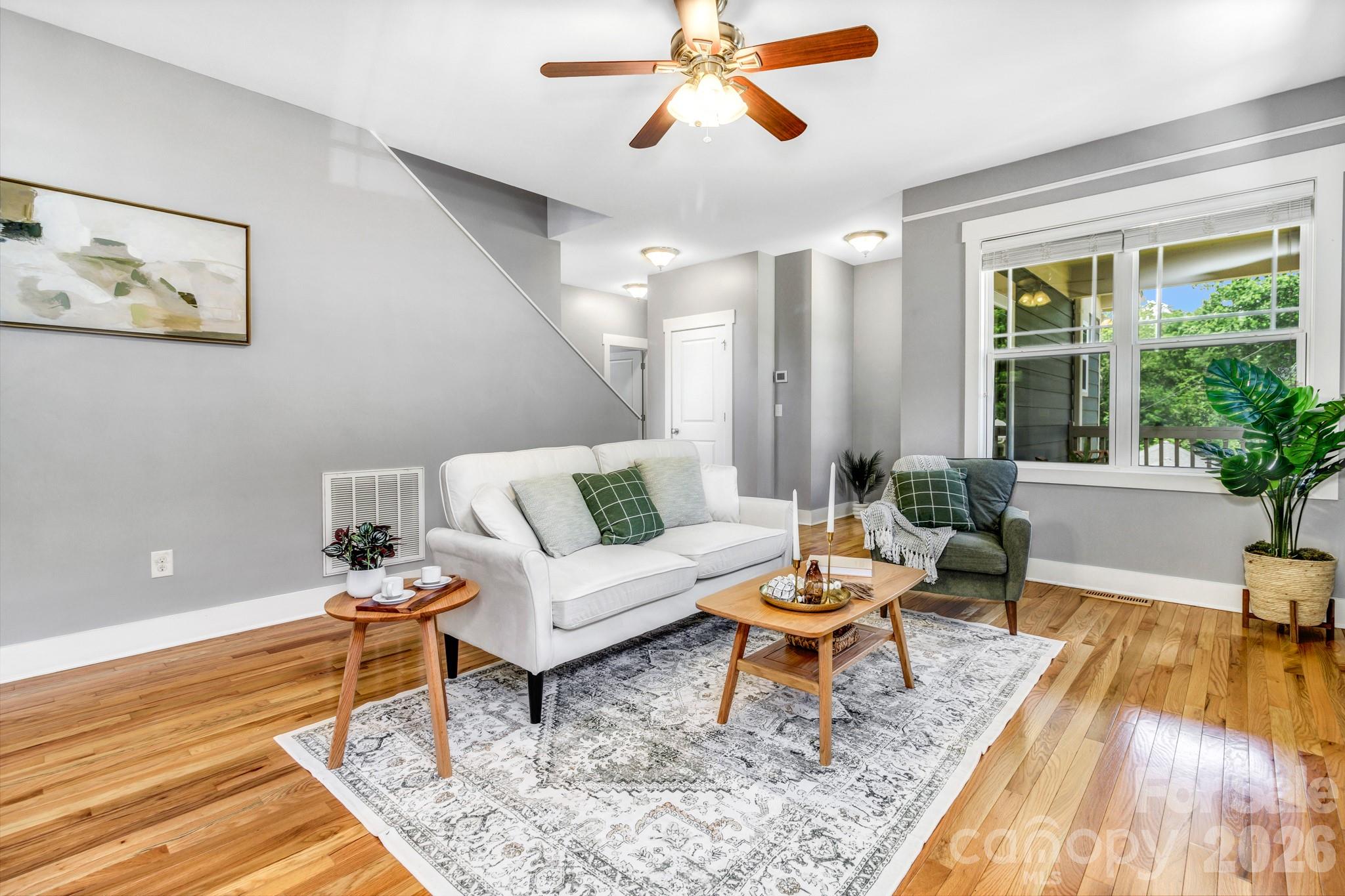 18 Byrdcliffe Lane — Asheville