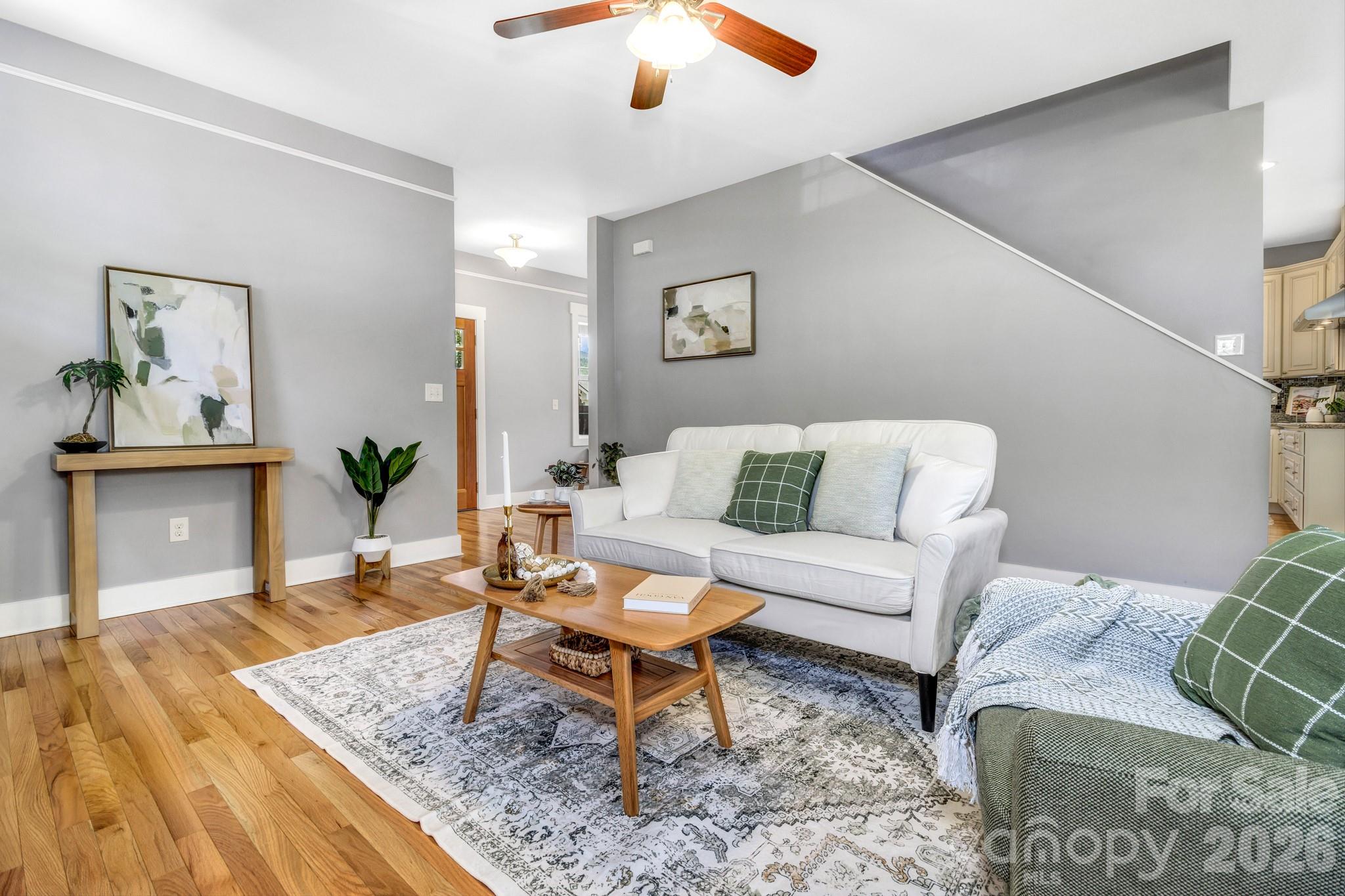 18 Byrdcliffe Lane — Asheville