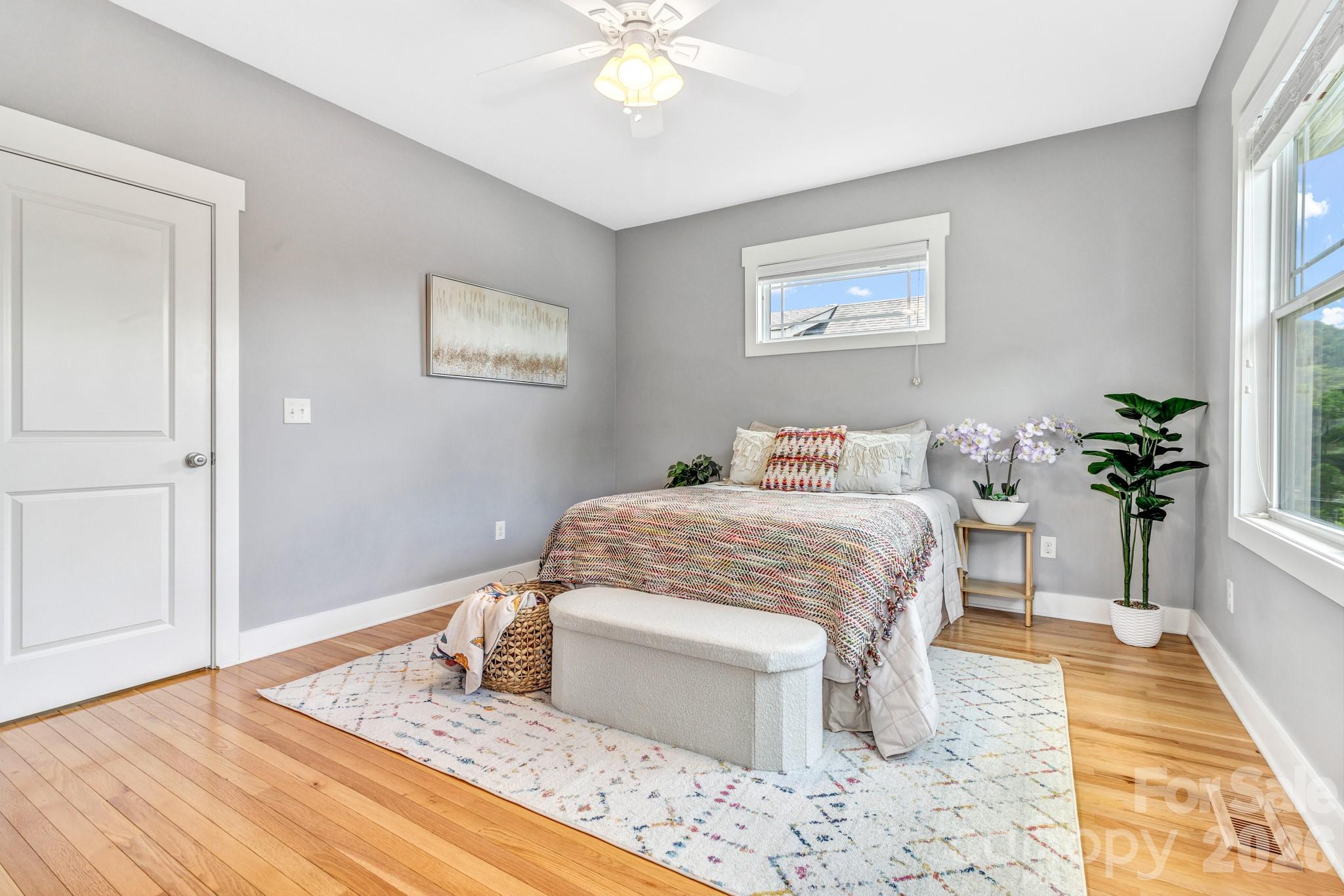 18 Byrdcliffe Lane — Asheville