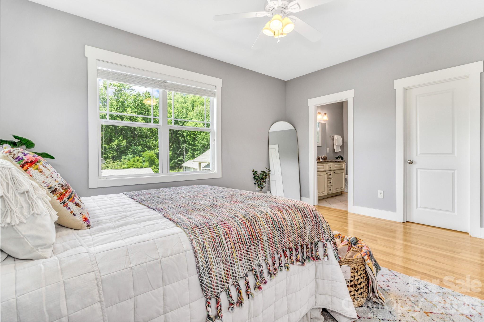 18 Byrdcliffe Lane — Asheville