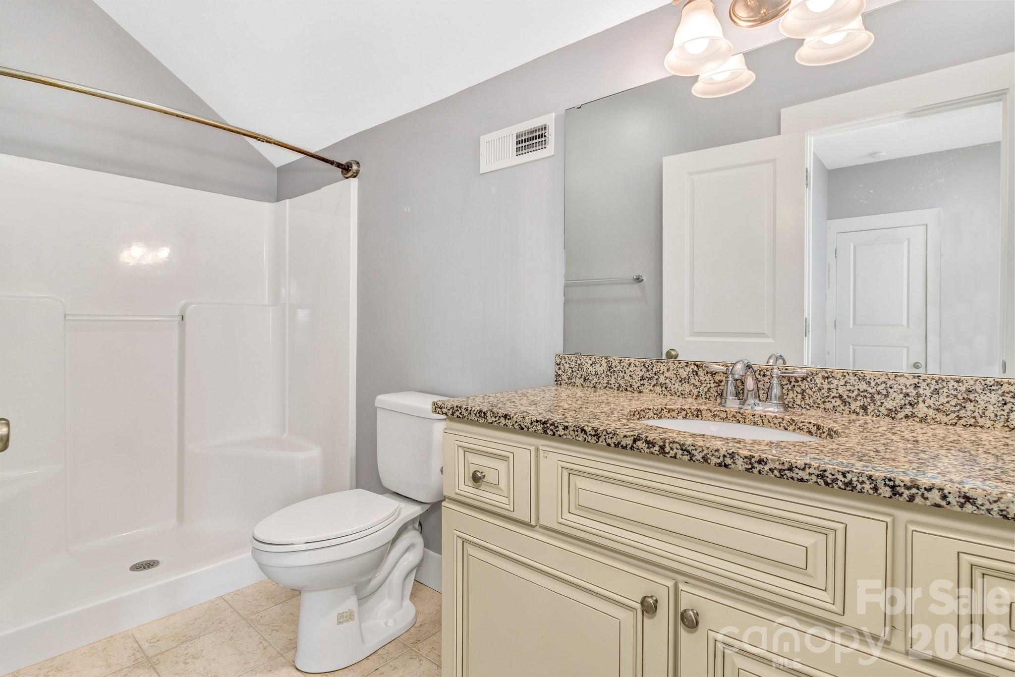 18 Byrdcliffe Lane — Asheville