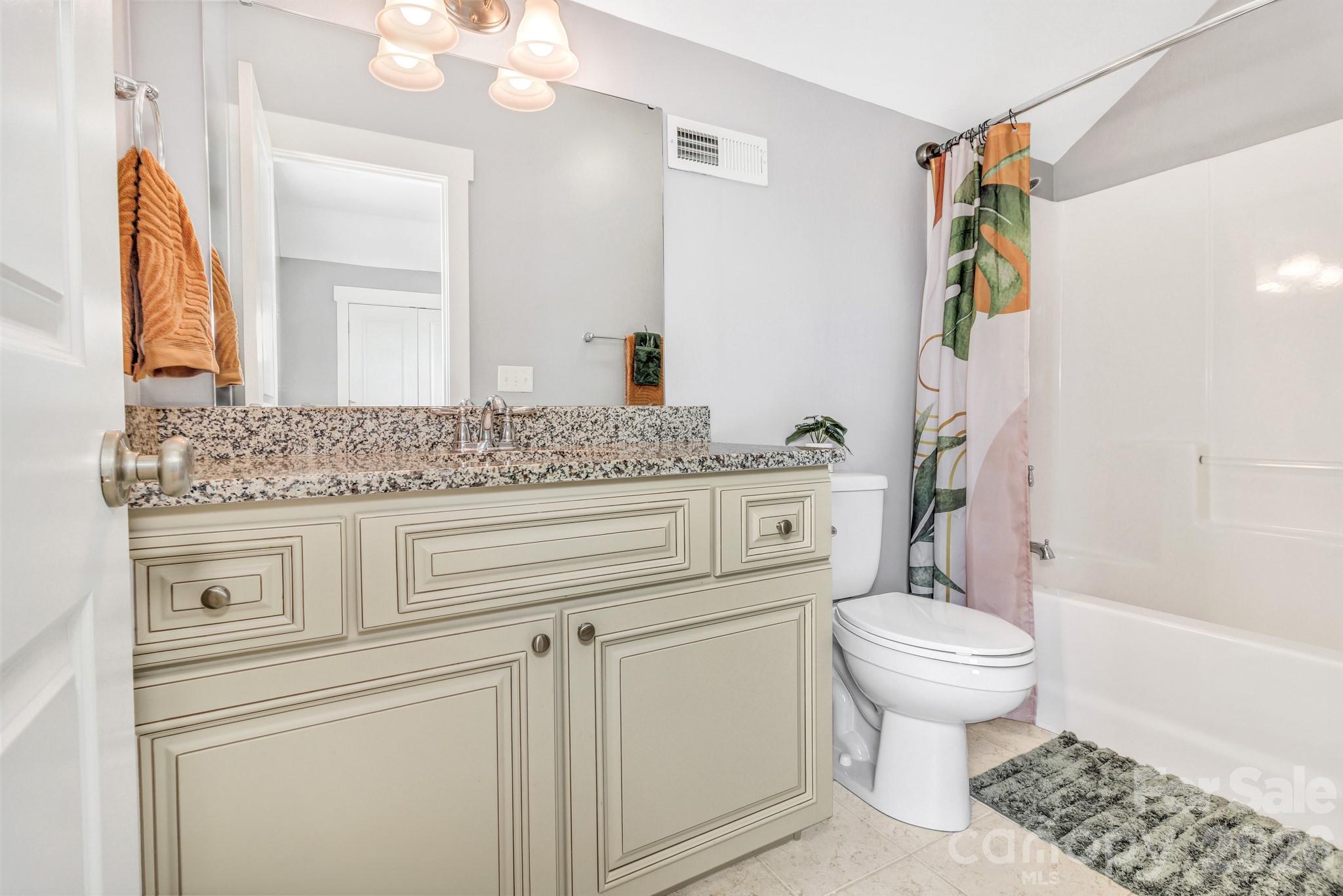 18 Byrdcliffe Lane — Asheville