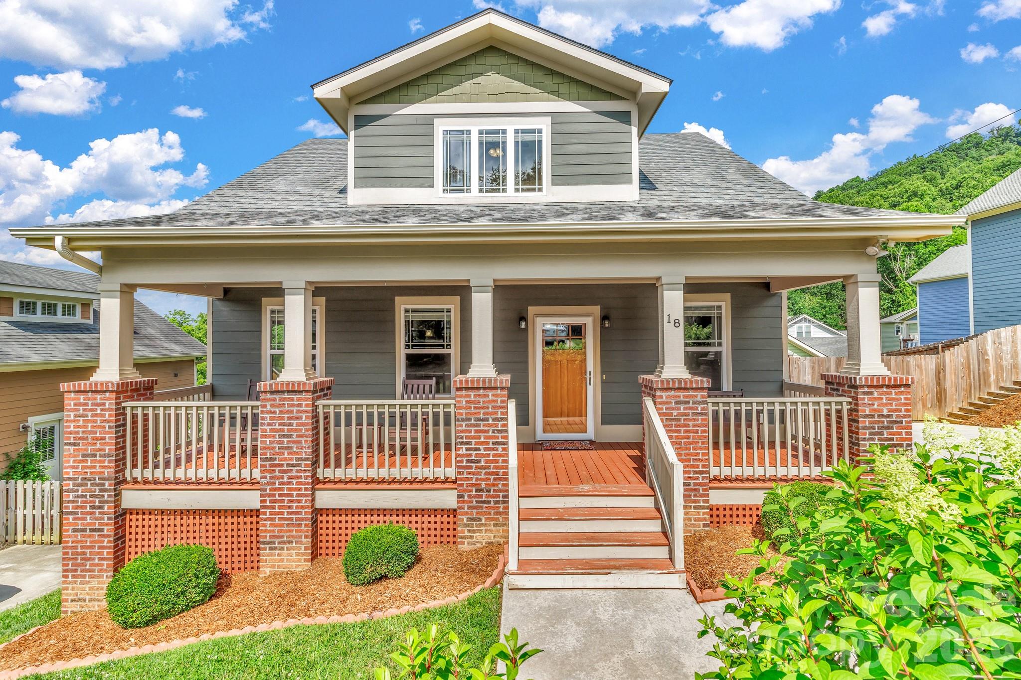 18 Byrdcliffe Lane — Asheville