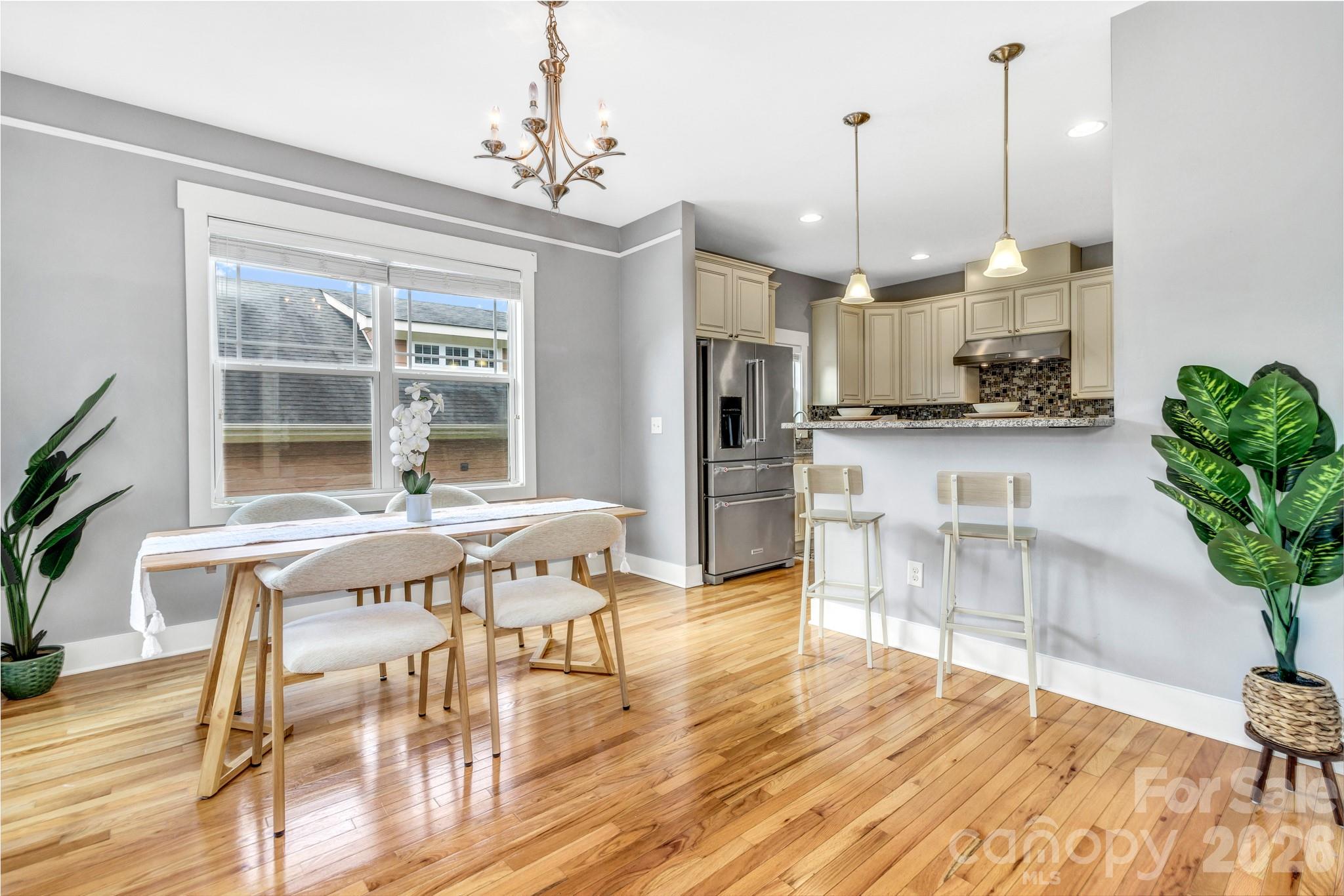 18 Byrdcliffe Lane — Asheville
