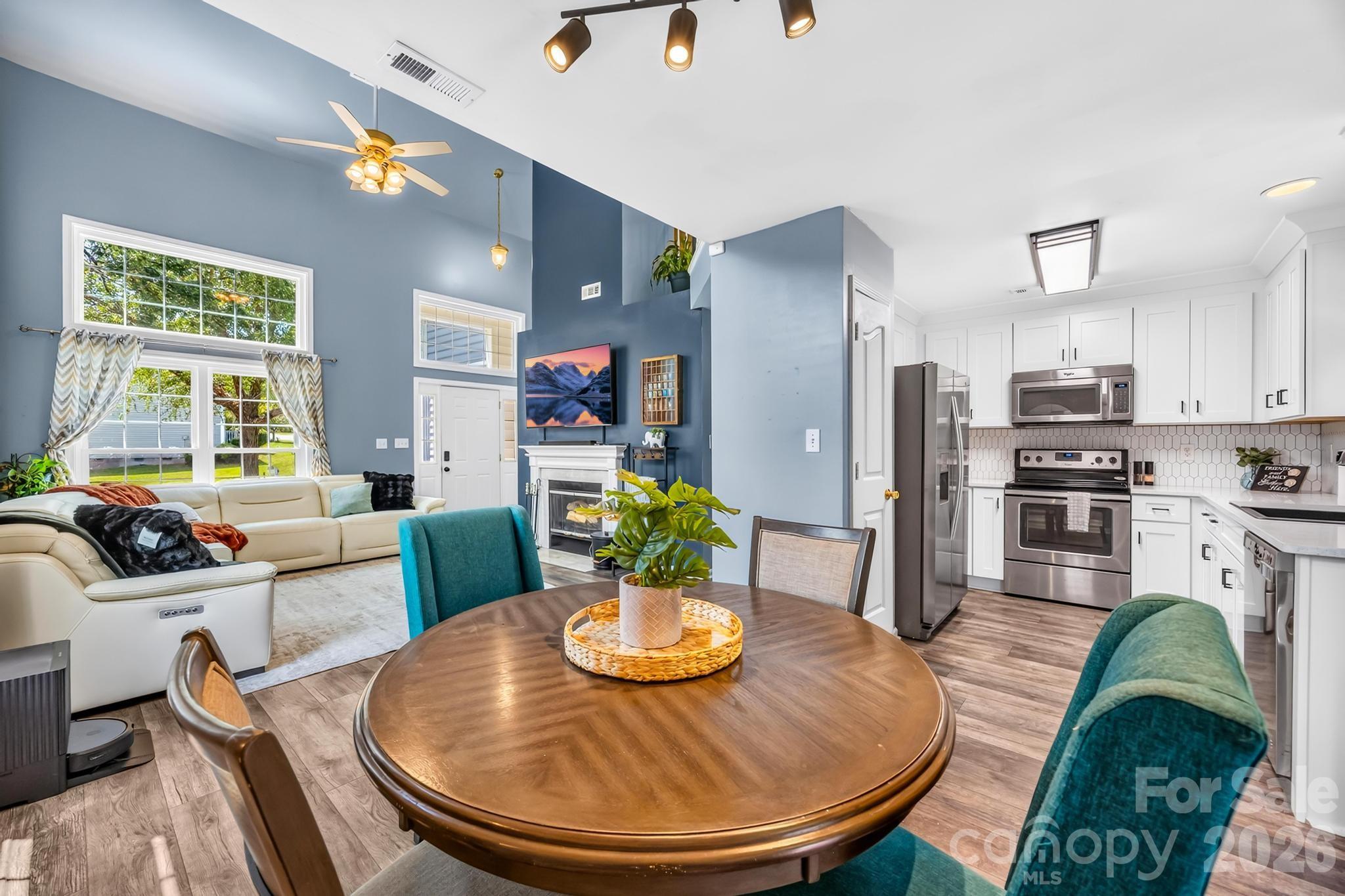 11514 Woodfire Road — Charlotte