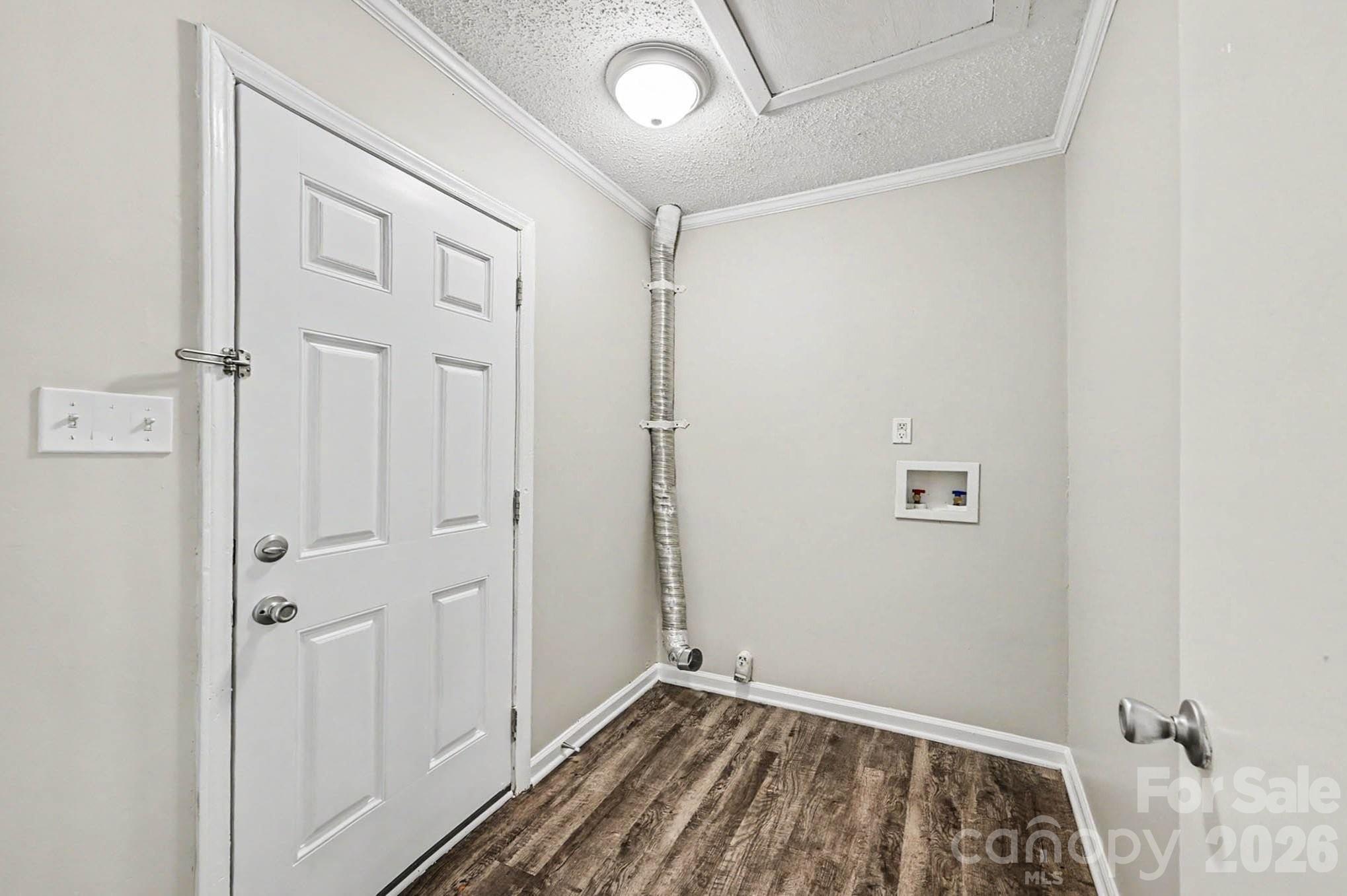 6804 Streamside Drive — Charlotte