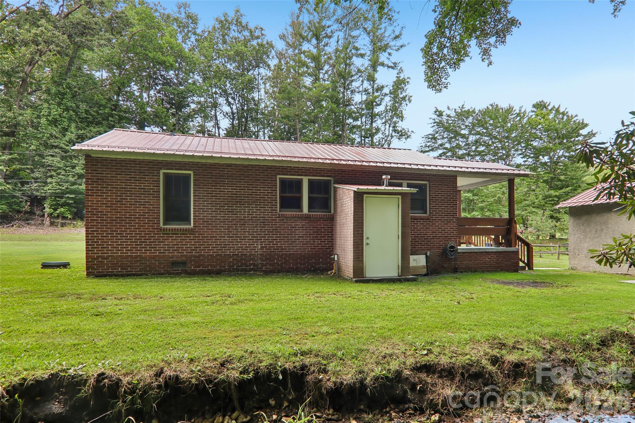 611 Reeves Cove Road — Candler