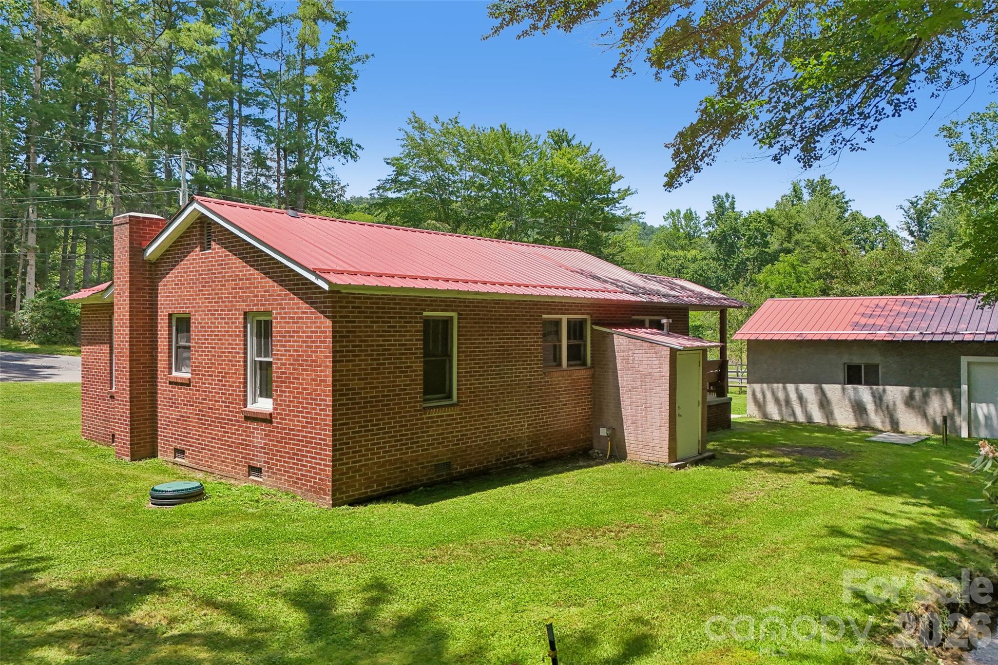 611 Reeves Cove Road — Candler
