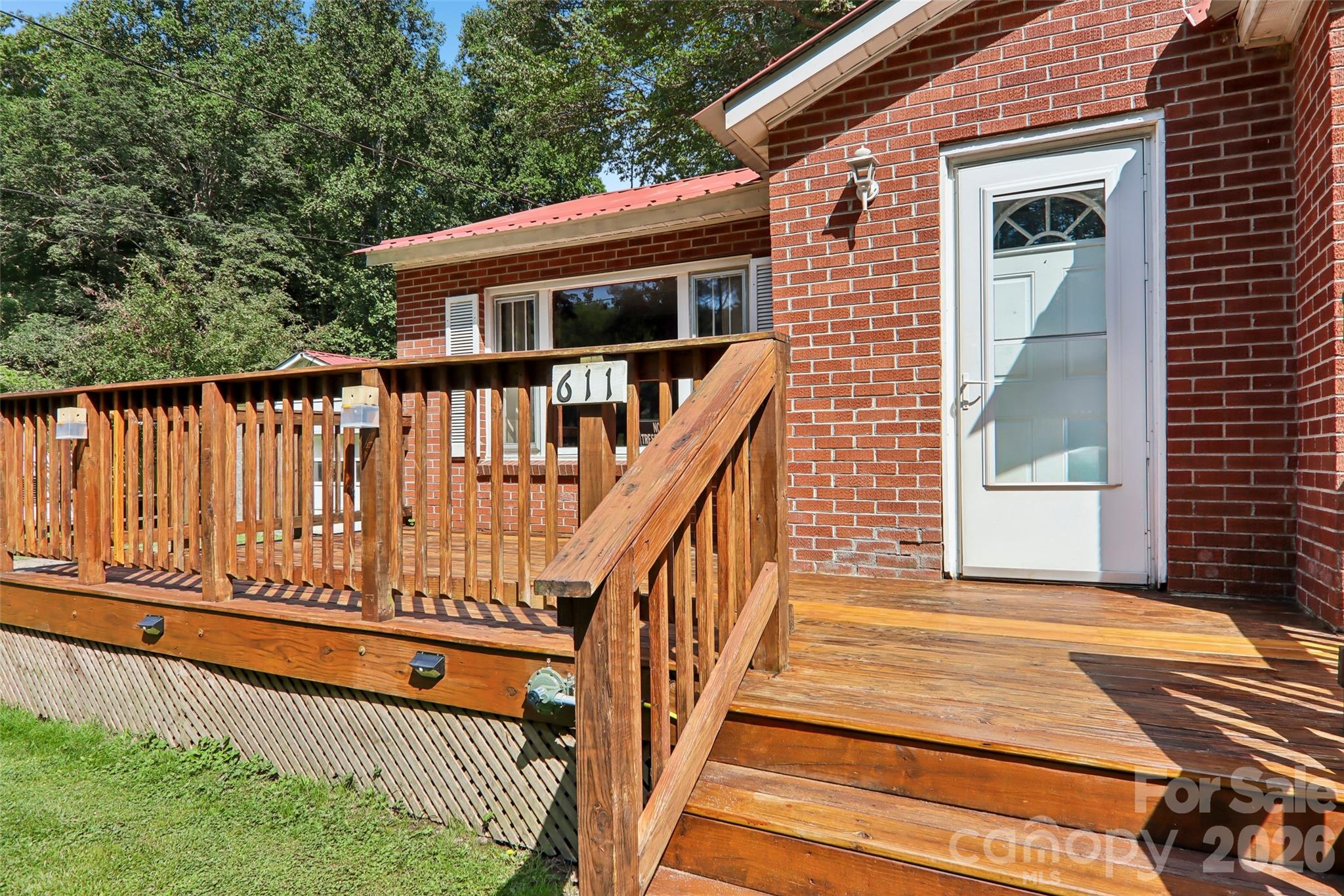 611 Reeves Cove Road — Candler
