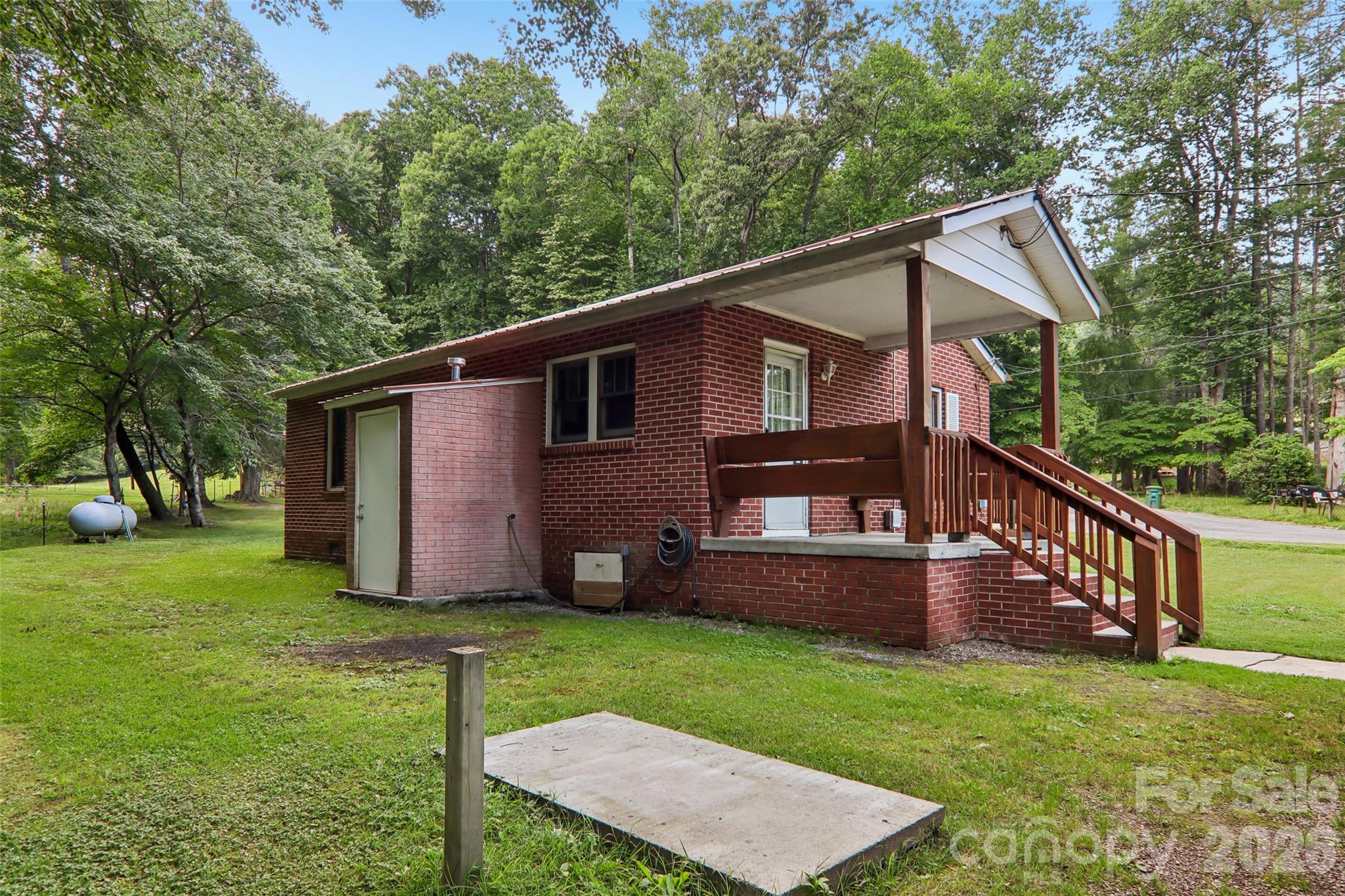 611 Reeves Cove Road — Candler