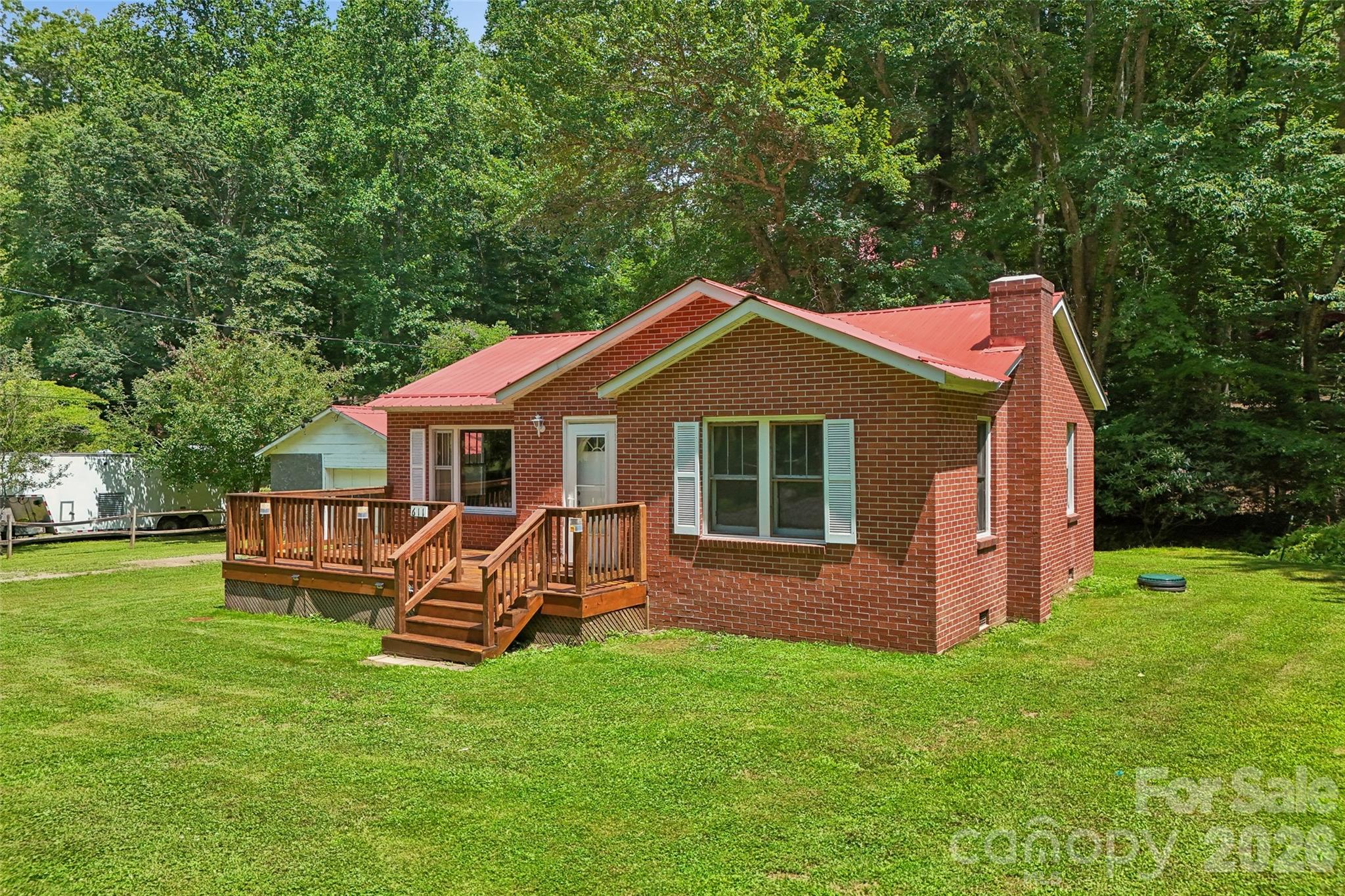 611 Reeves Cove Road — Candler