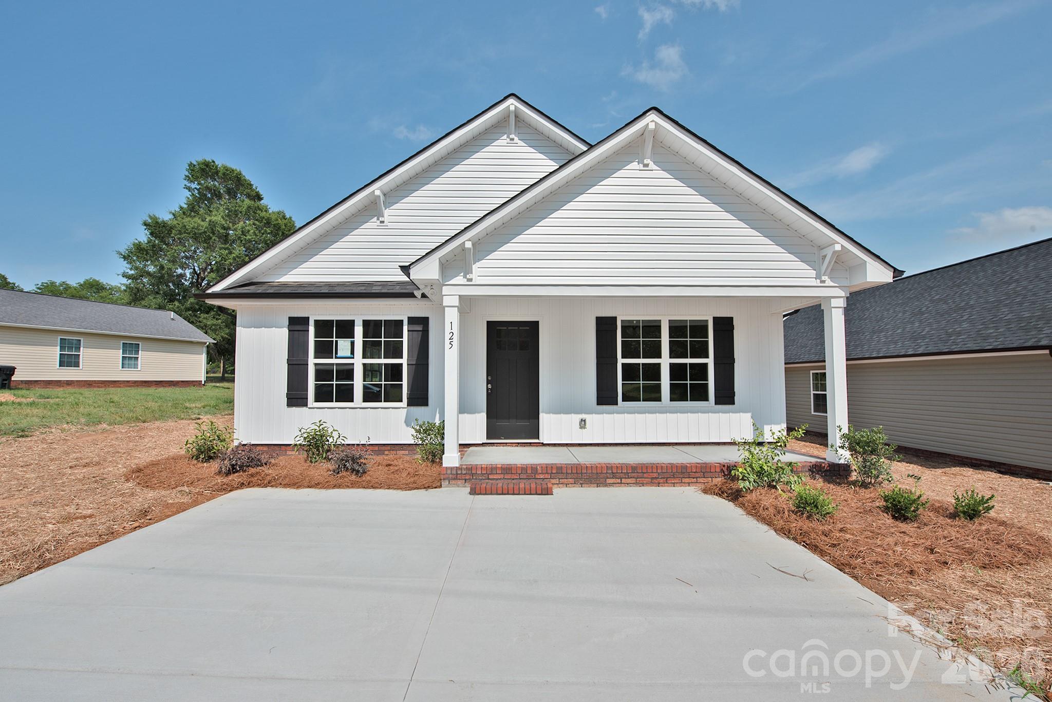 125 S Beaver Street — Landis