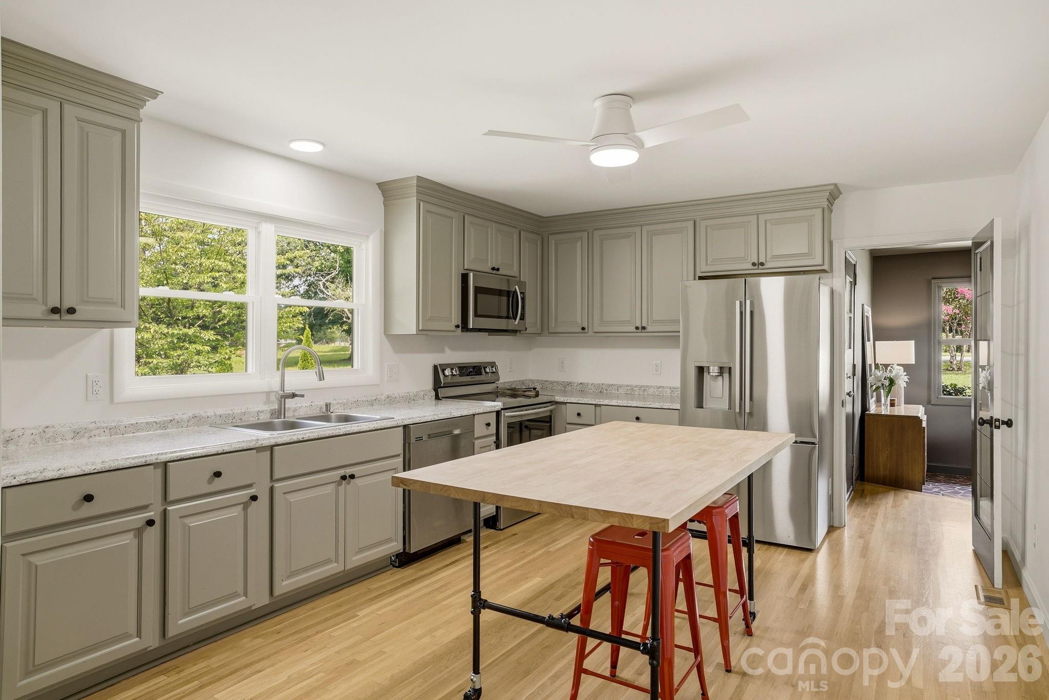 181 Woodlynn Drive — Charlotte
