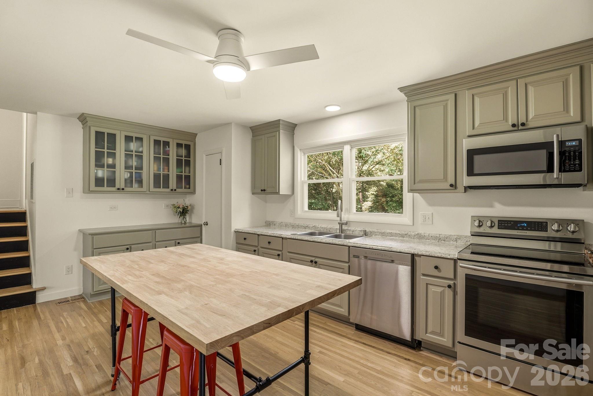 181 Woodlynn Drive — Charlotte