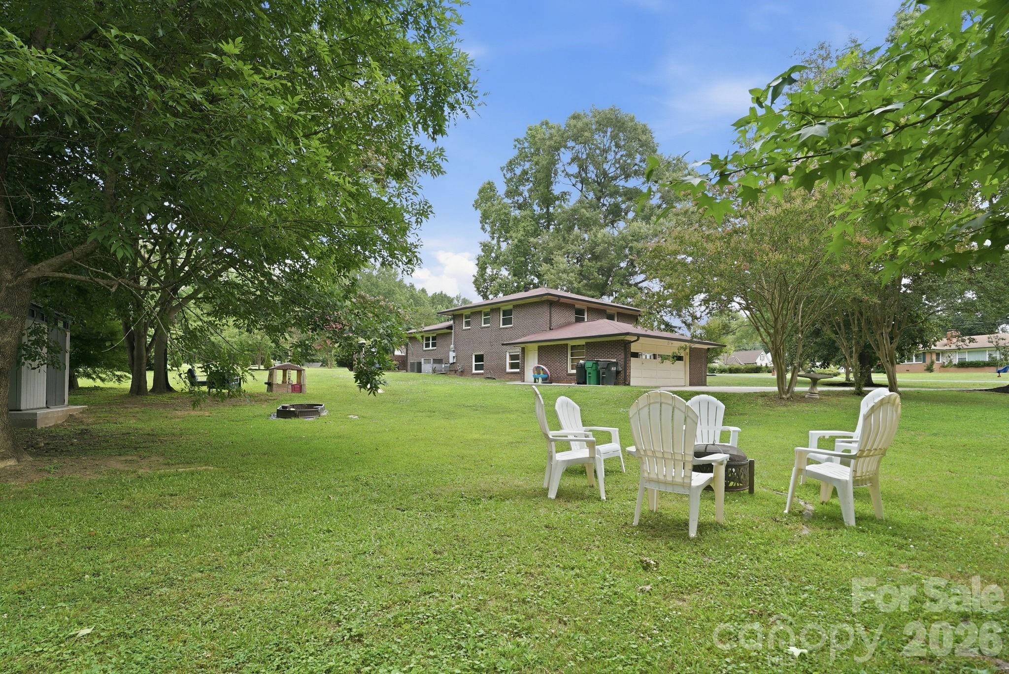 181 Woodlynn Drive — Charlotte