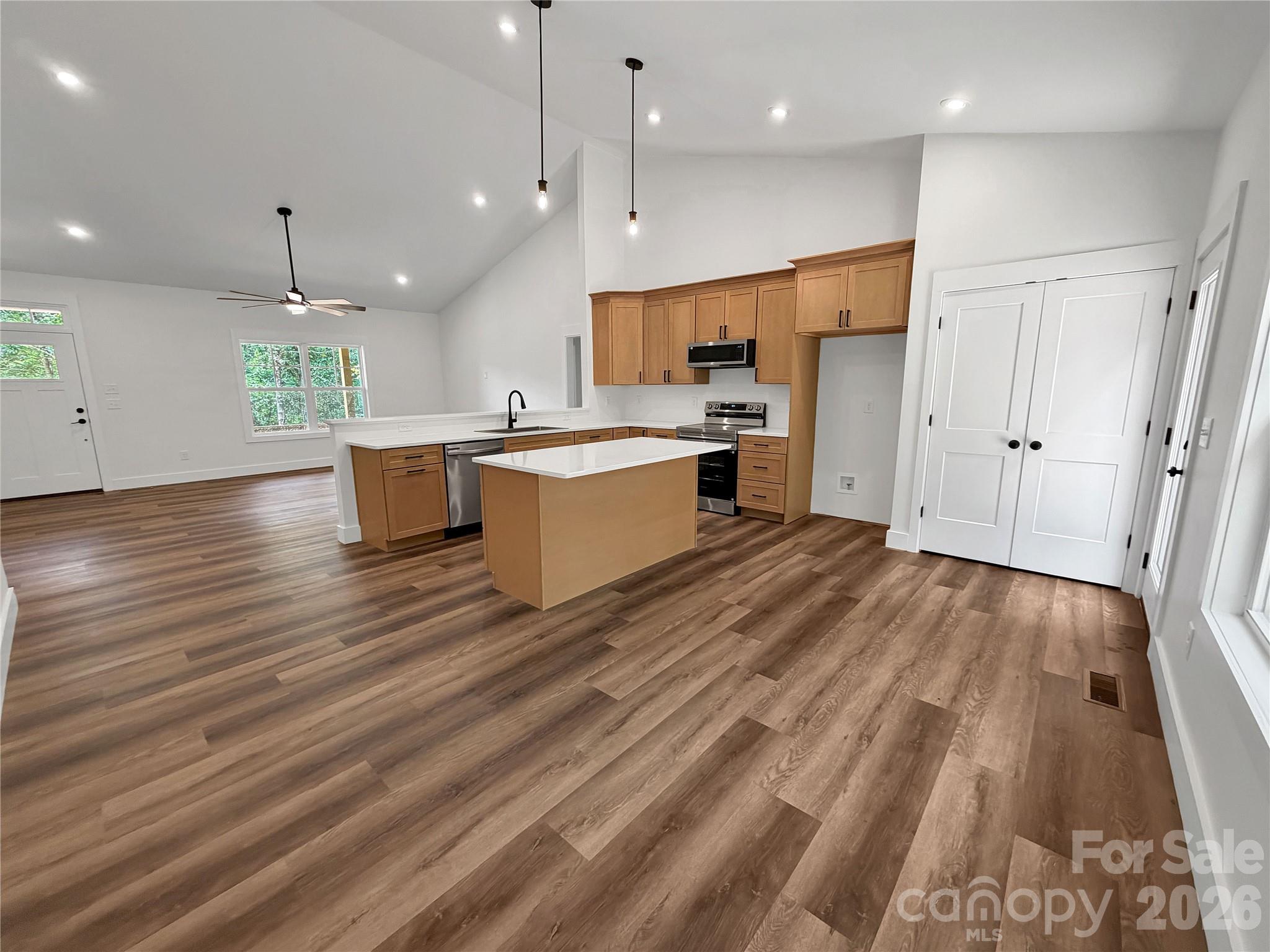 321 Whispering Pines Circle — Forest City