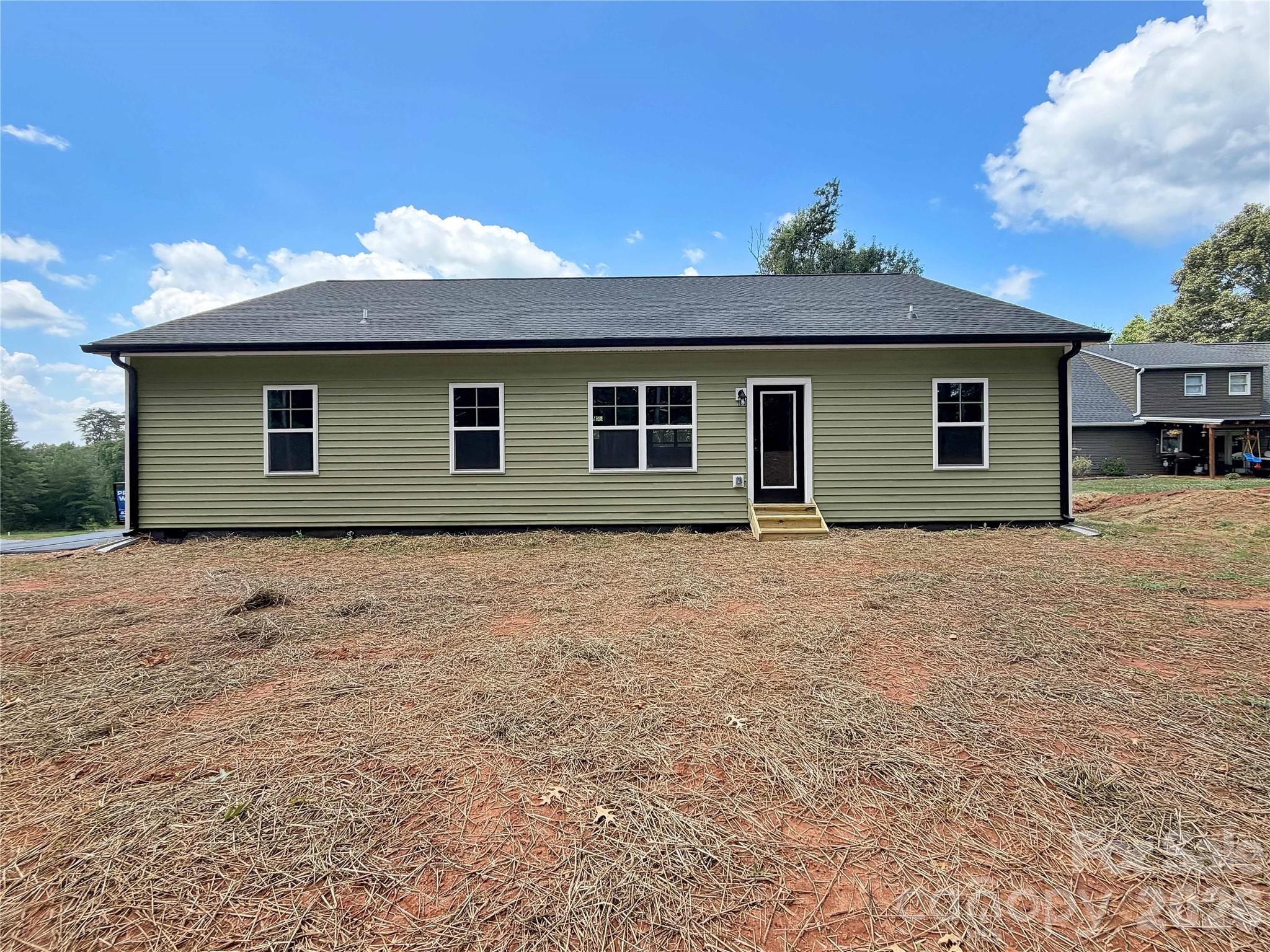 321 Whispering Pines Circle — Forest City