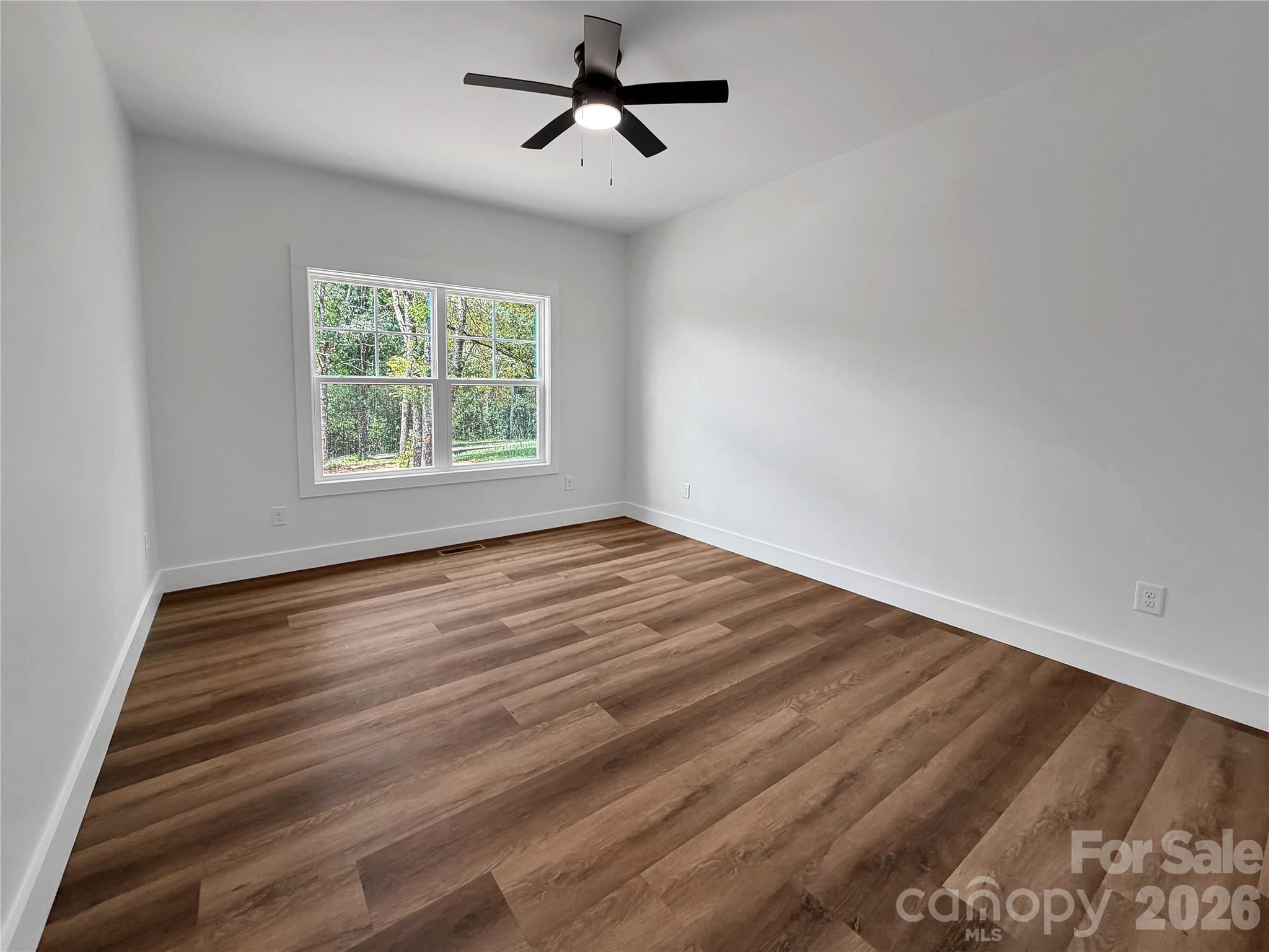 321 Whispering Pines Circle — Forest City