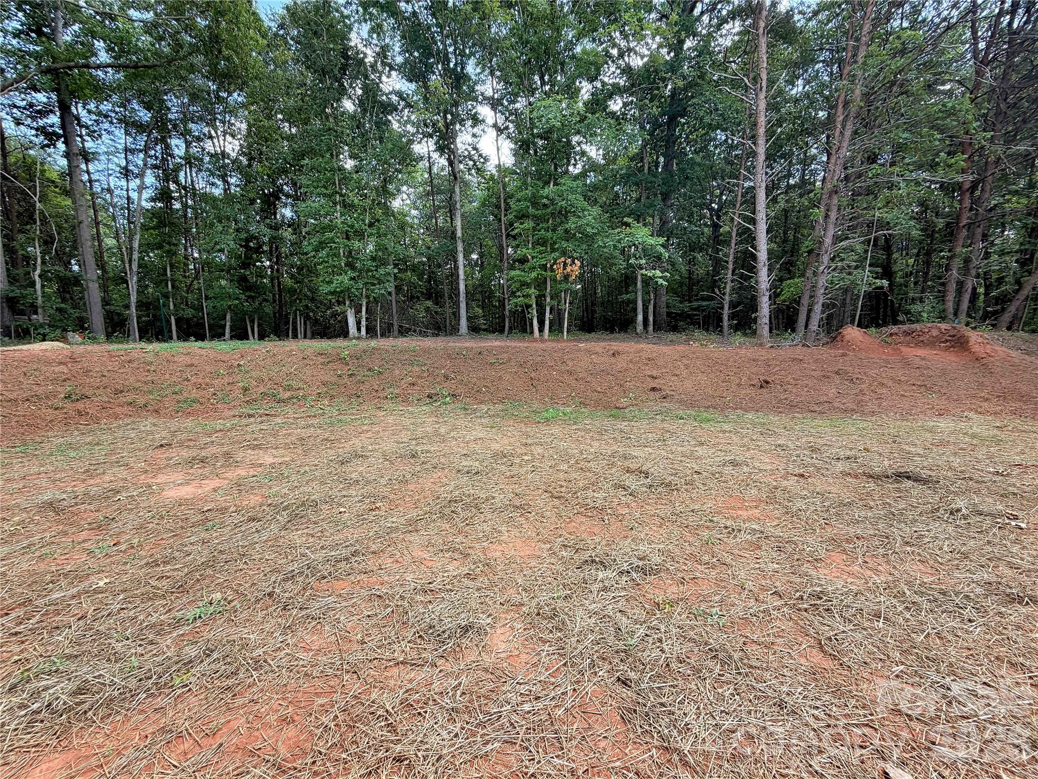 321 Whispering Pines Circle — Forest City