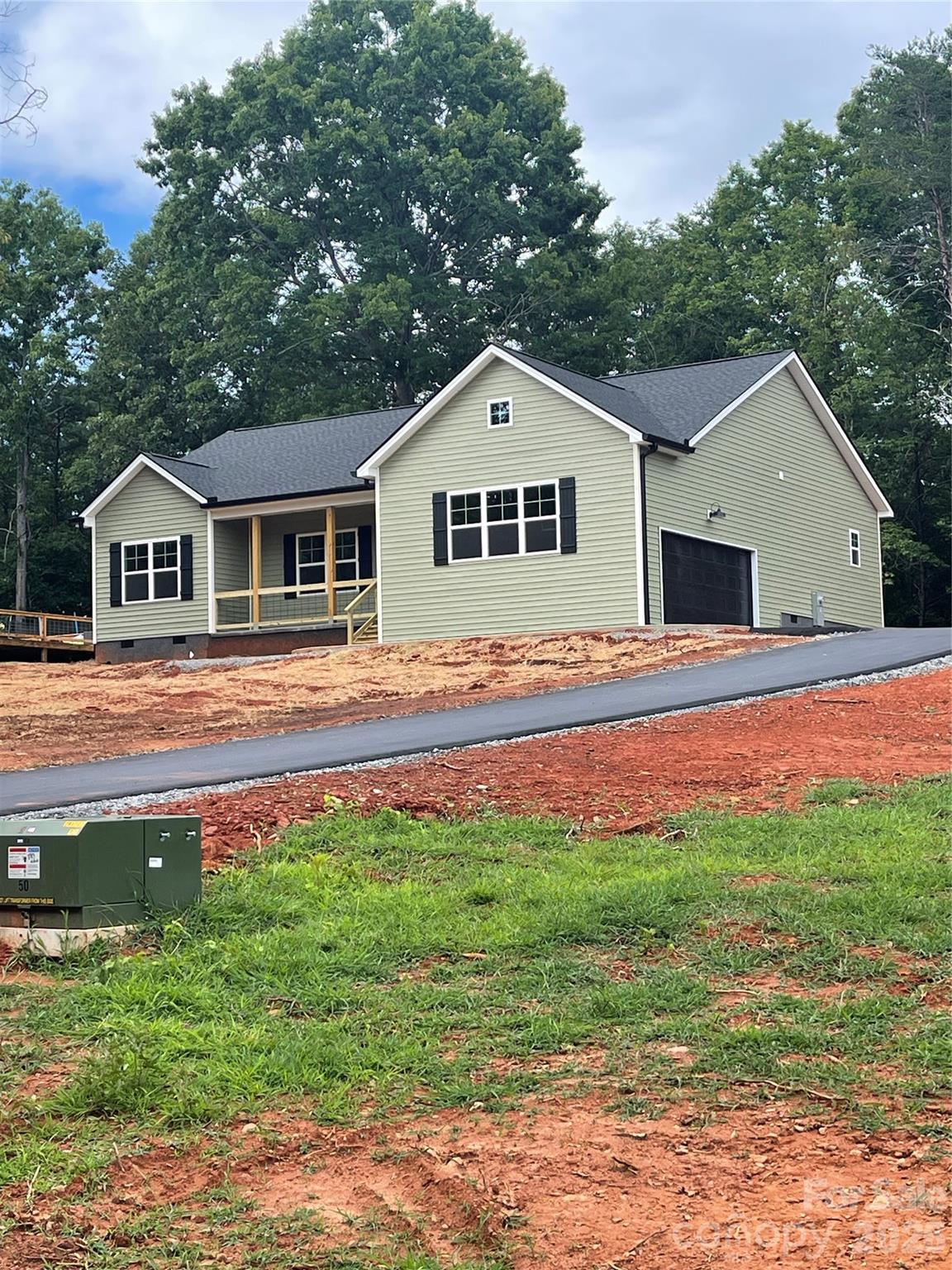321 Whispering Pines Circle — Forest City