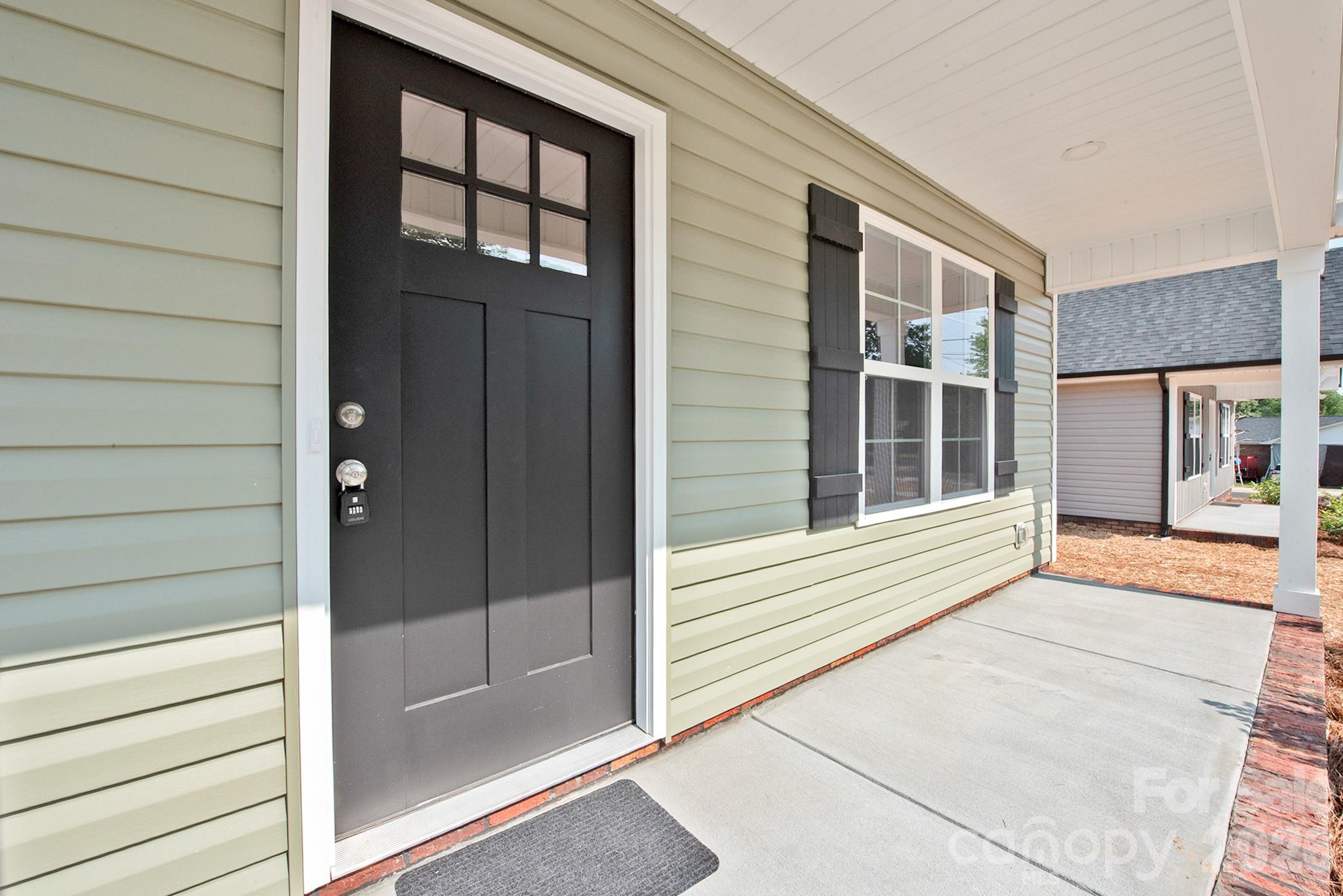 127 S Beaver Street — Landis
